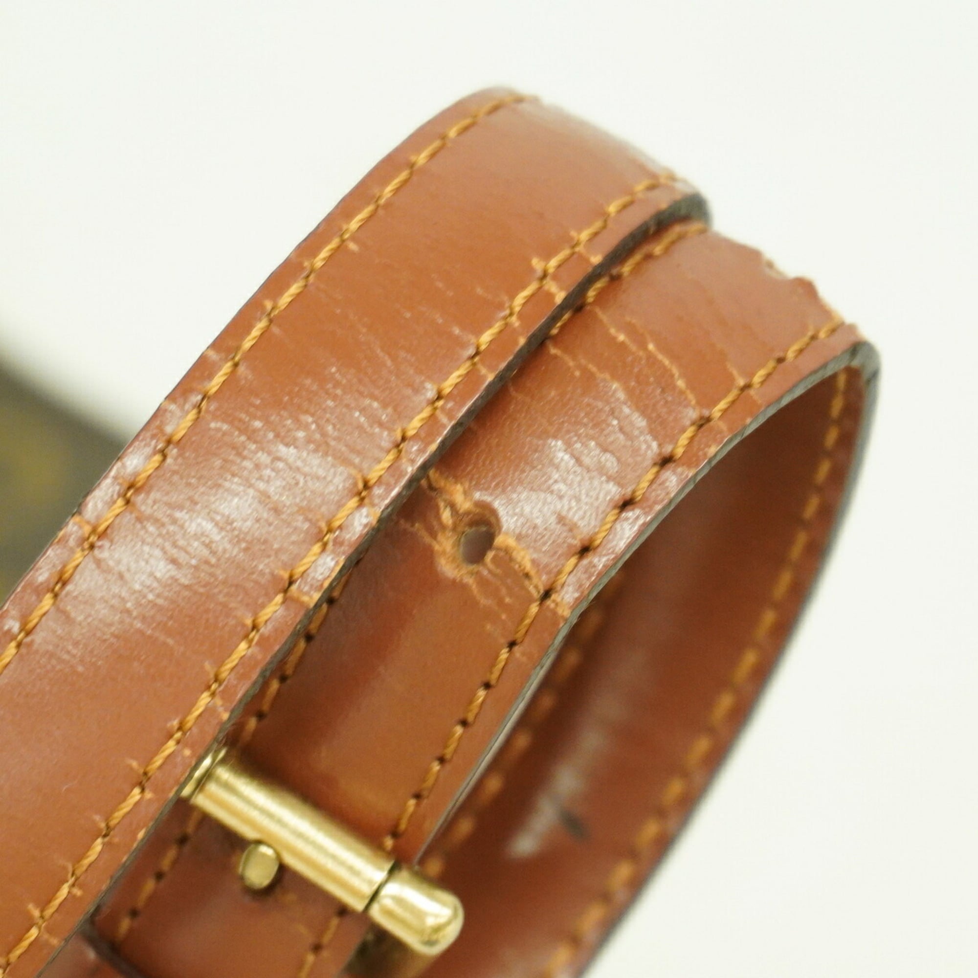 Louis Vuitton Brown Handbag (Pre-Owned)