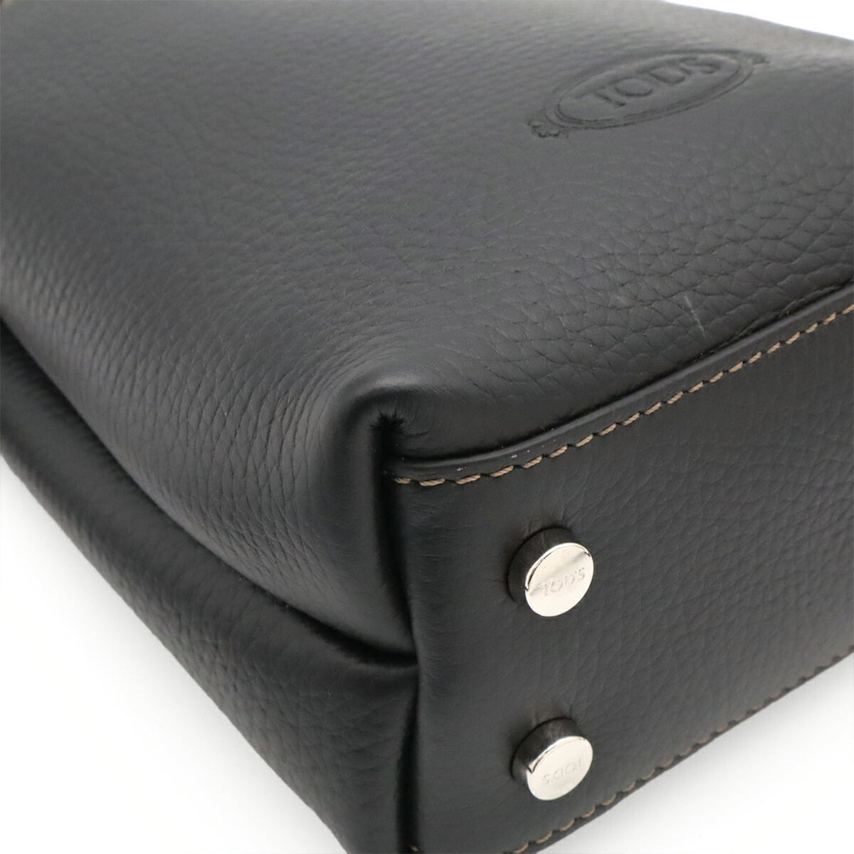 Tod's Black Leather Handbag Shoulder Bag (Pre-Owned)