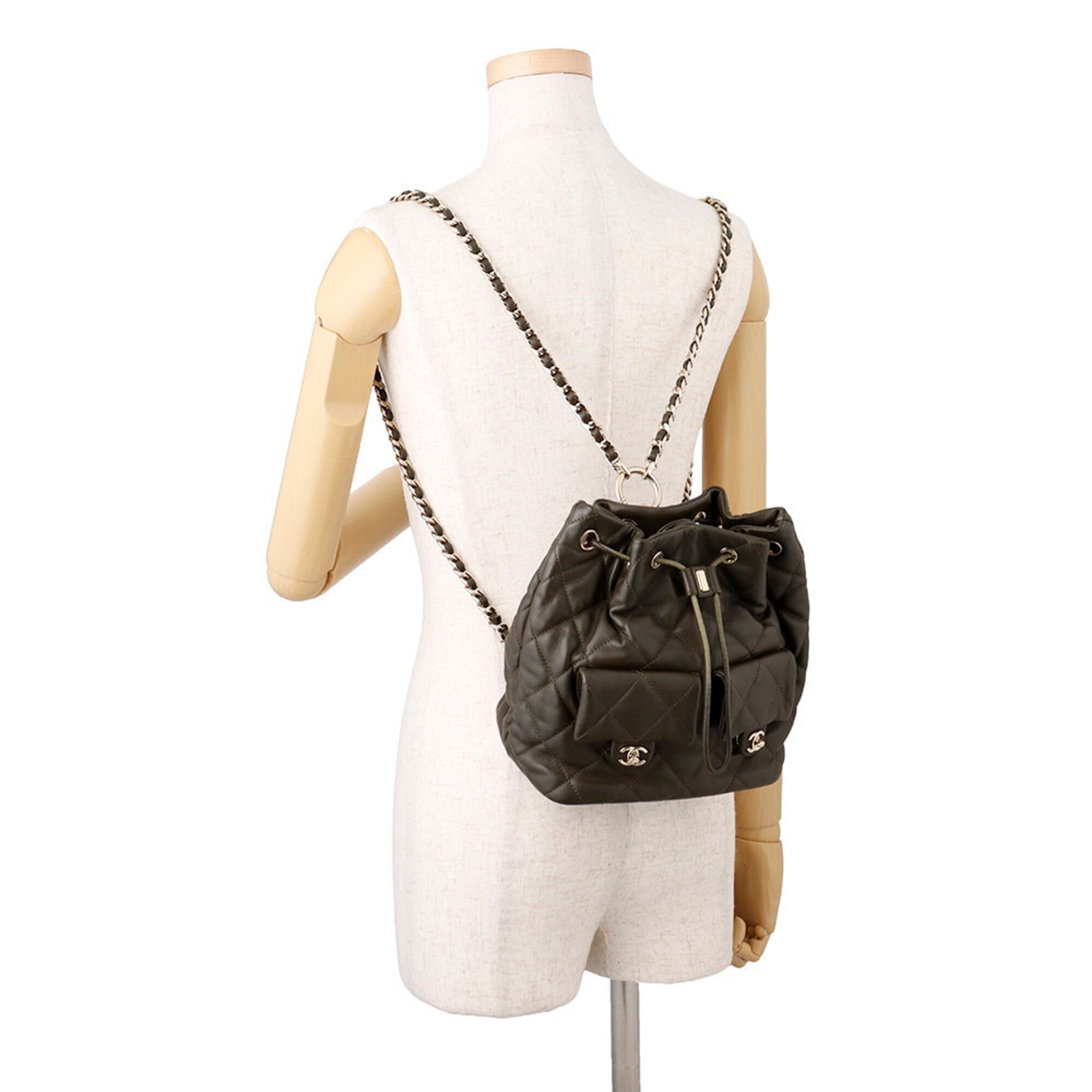 Chanel Matelasse Khaki Leather Handbag (Pre-Owned)