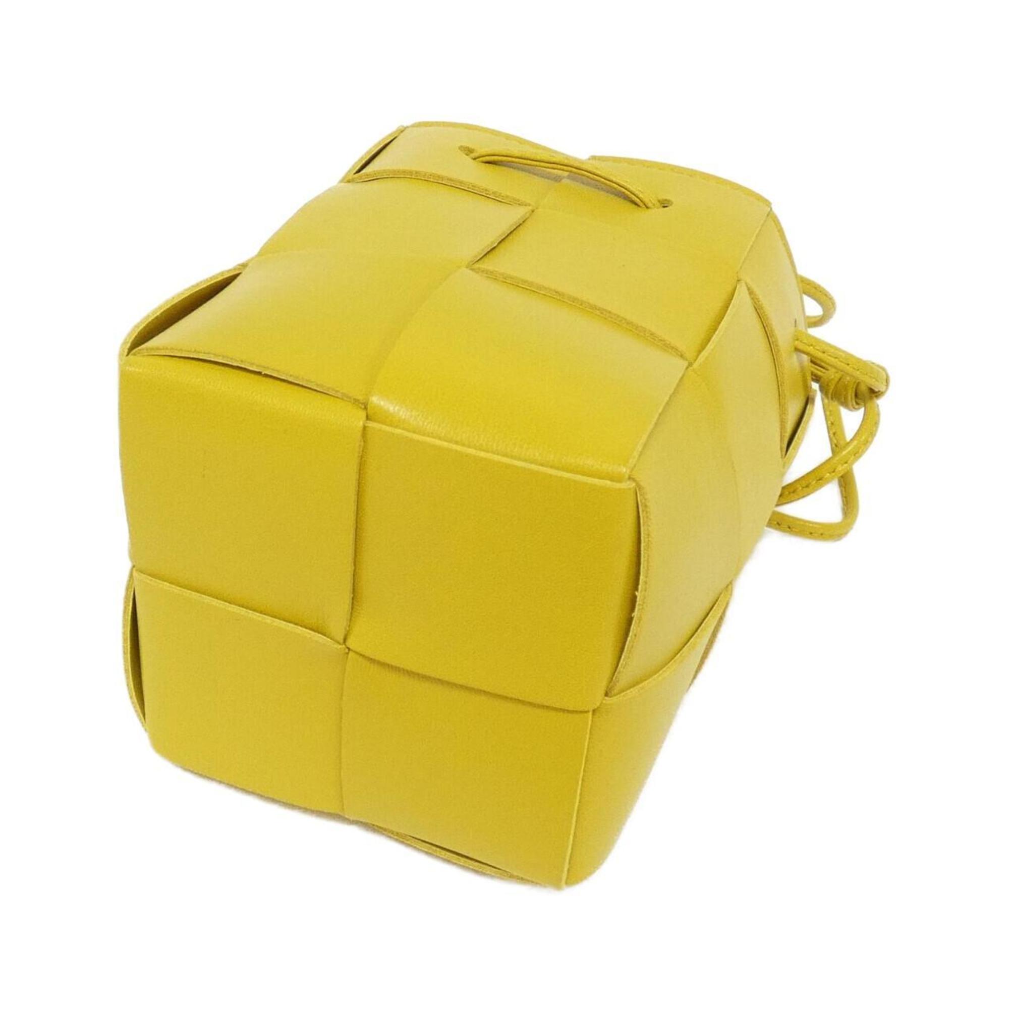 Bottega Veneta Yellow Intrecciato Shoulder Bag (Pre-Owned)