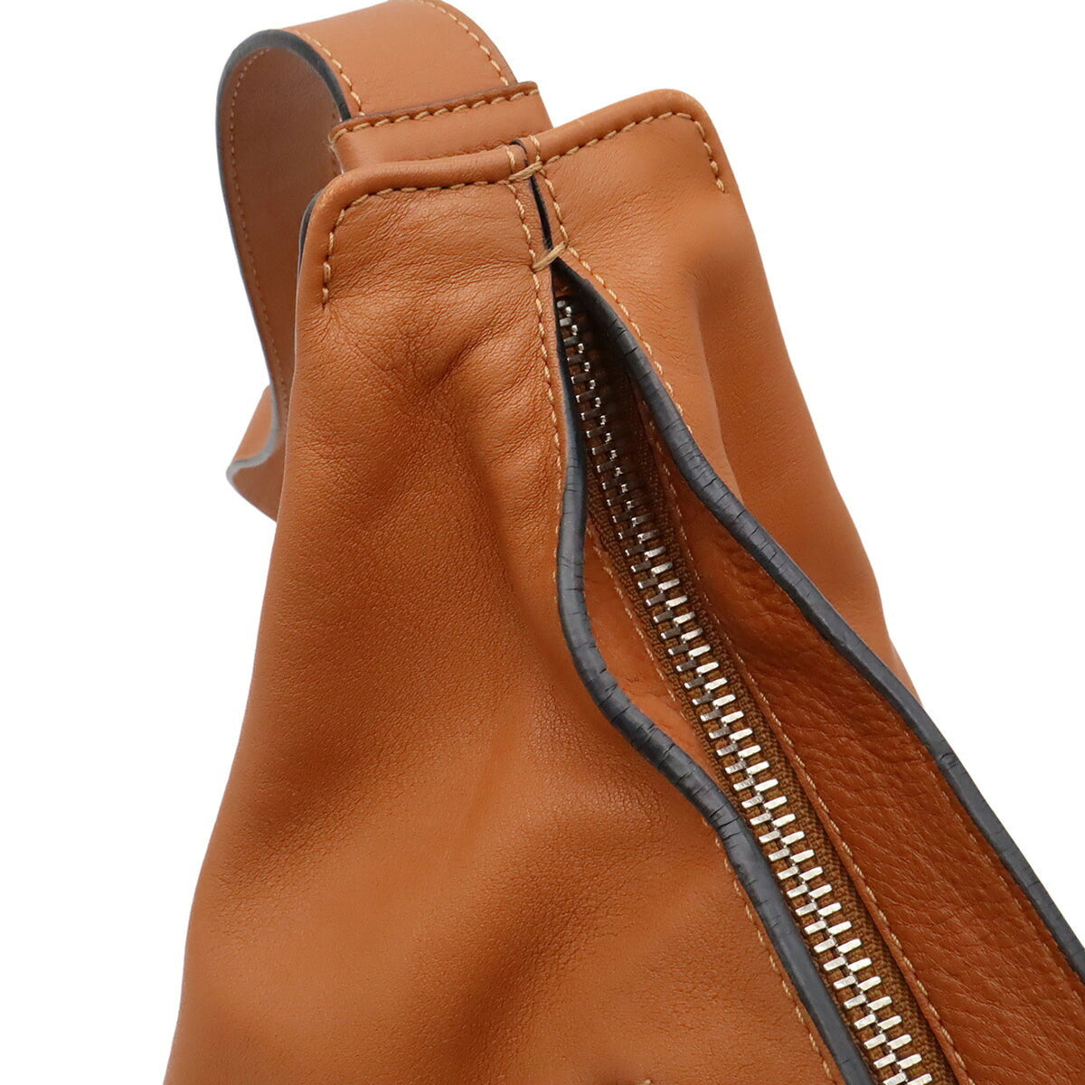 Loewe Anton Brown Leather Shoulder Bag Sling Bag (Pre-Owned)