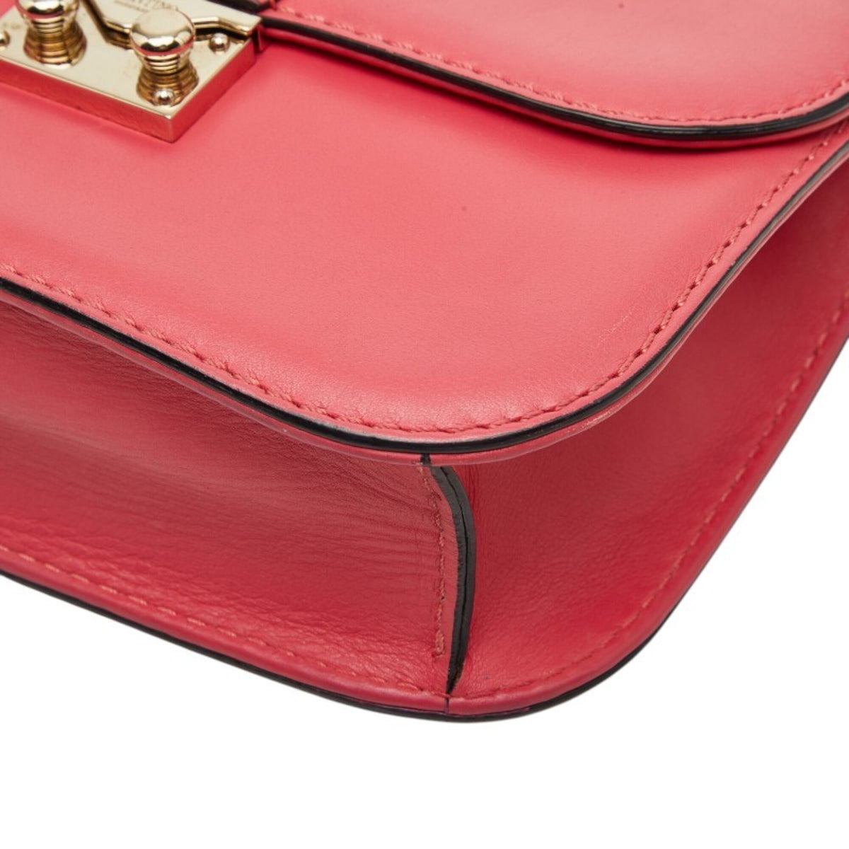 Valentino Pink Leather Shoulder Bag (Pre-Owned)