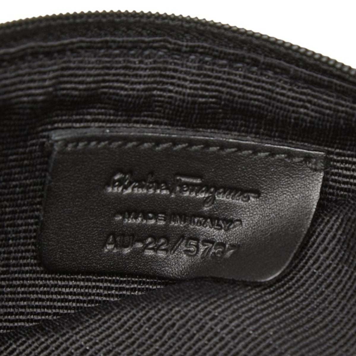 Salvatore Ferragamo Gancini Black Canvas Leather Shoulder Bag (Pre-Owned)