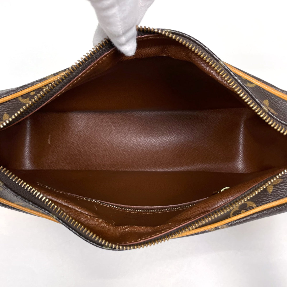 Louis Vuitton Monogram Brown Monogram Shoulder Bag (Pre-Owned)