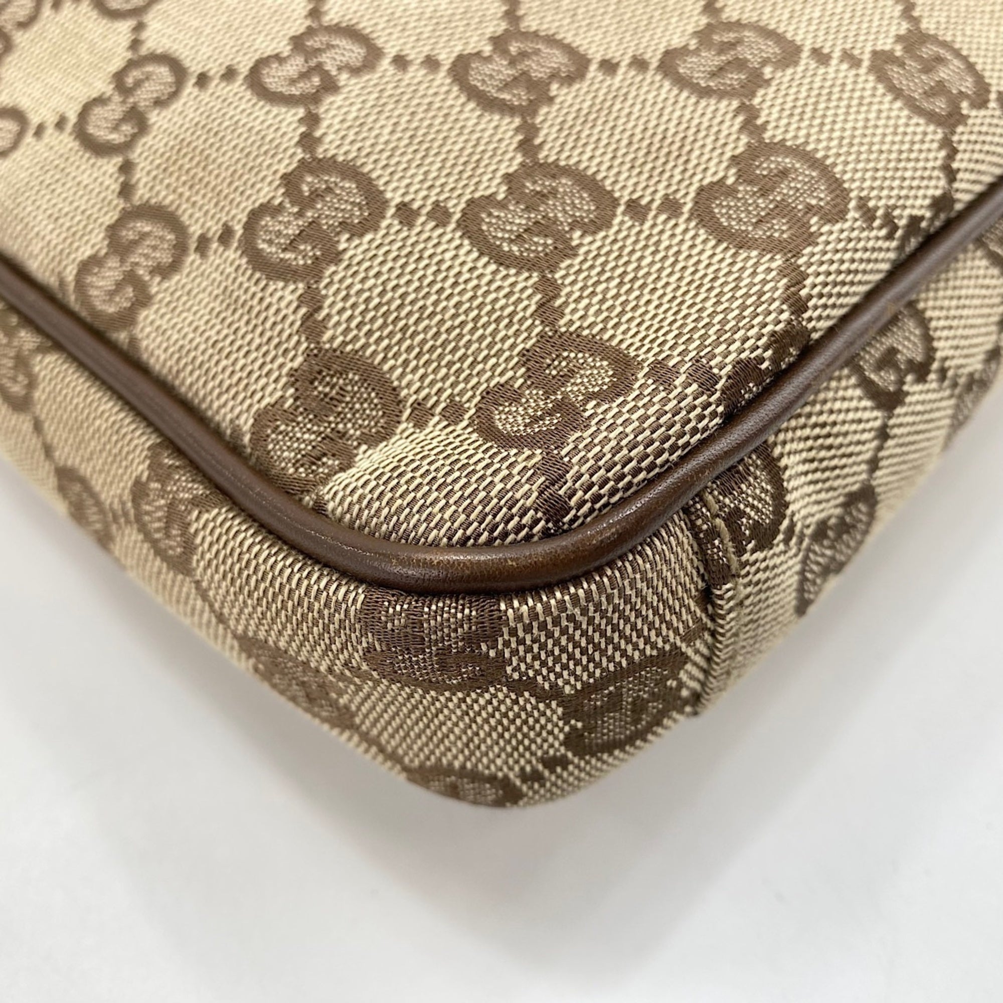 Gucci Brown Shoulder Bag (Pre-Owned)