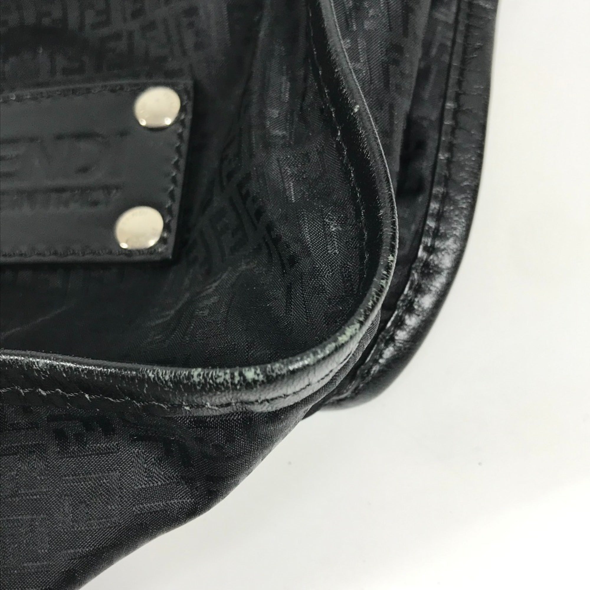 Fendi Black Leather Nylon Messenger Bag Shoulder Bag (Pre-Owned)