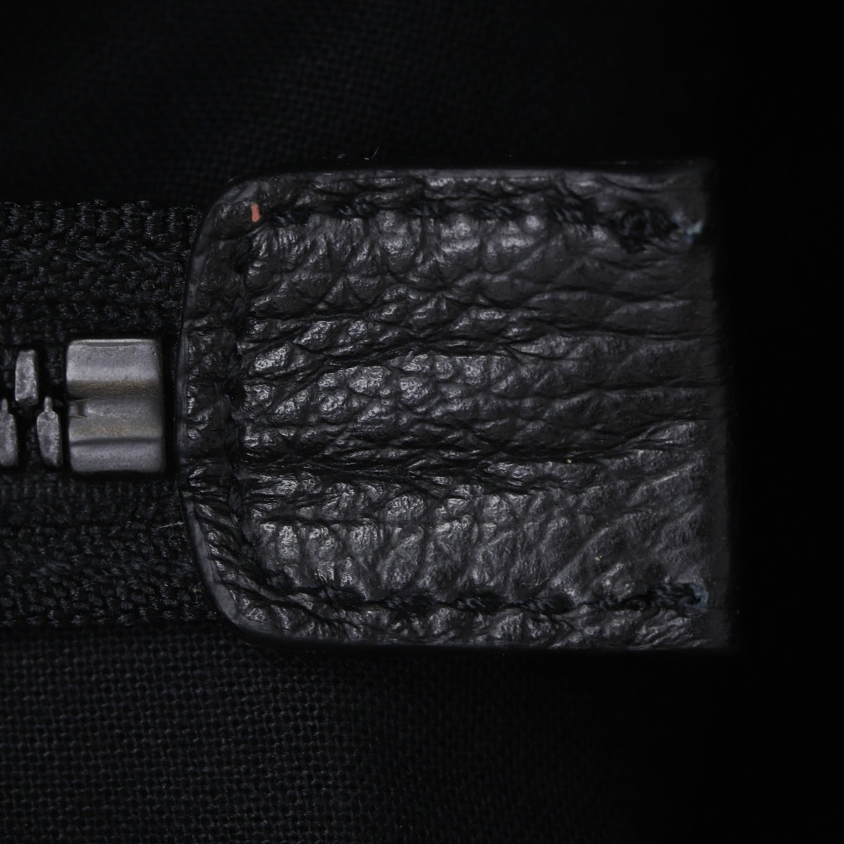 Balenciaga Black Leather Shoulder Bag (Pre-Owned)
