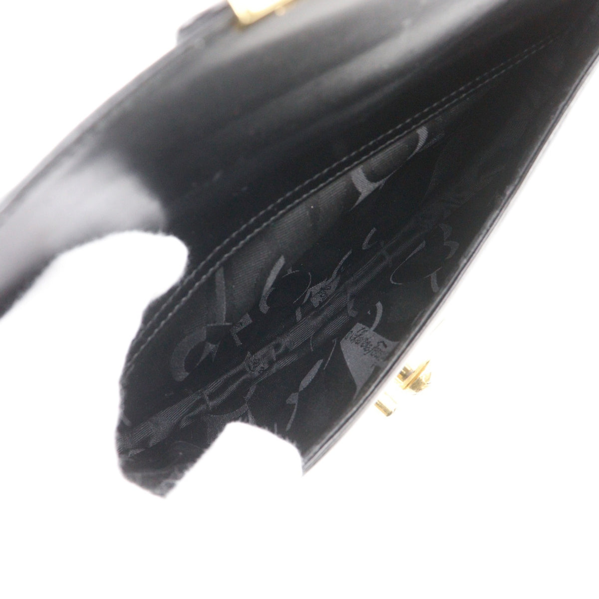 Salvatore Ferragamo Black Leather Shoulder Bag (Pre-Owned)