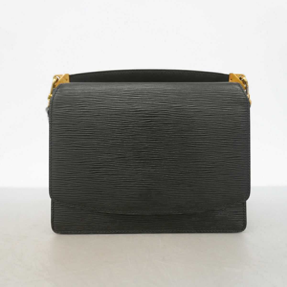 Louis Vuitton Noir Shoulder Bag (Pre-Owned)