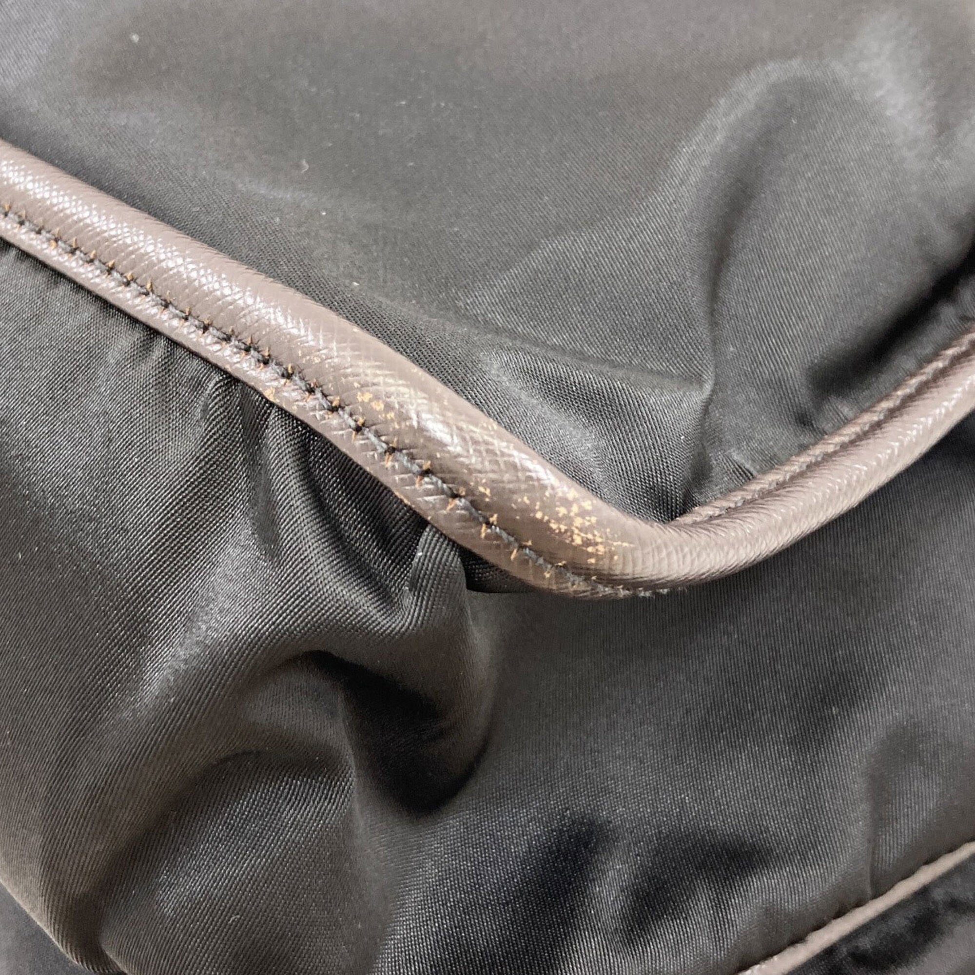 Prada Black Nylon Shoulder Bag (Pre-Owned)