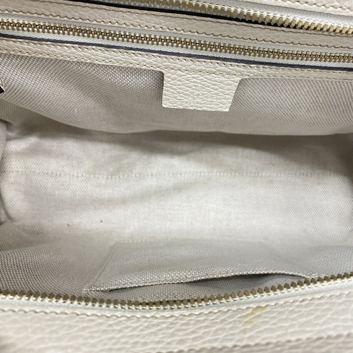 Gucci Ivory Leather Handbag (Pre-Owned)