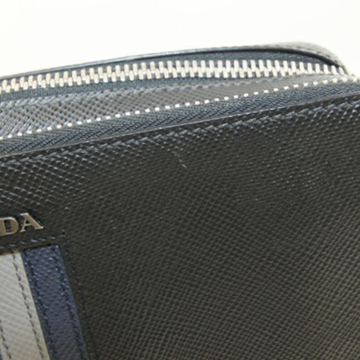 Prada Black Leather Clutch Bag (Pre-Owned)