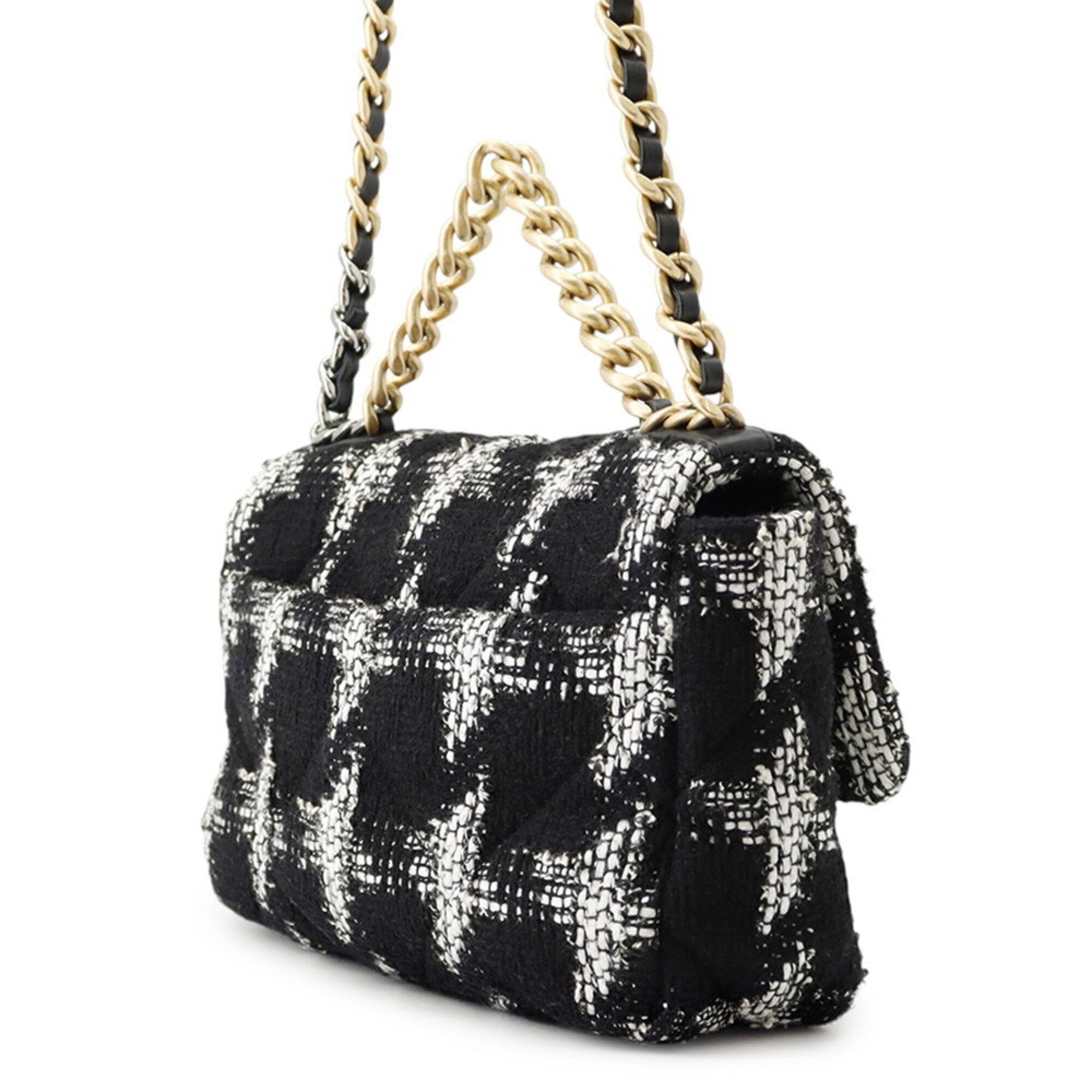 Chanel Black White Tweed Shoulder Bag (Pre-Owned)