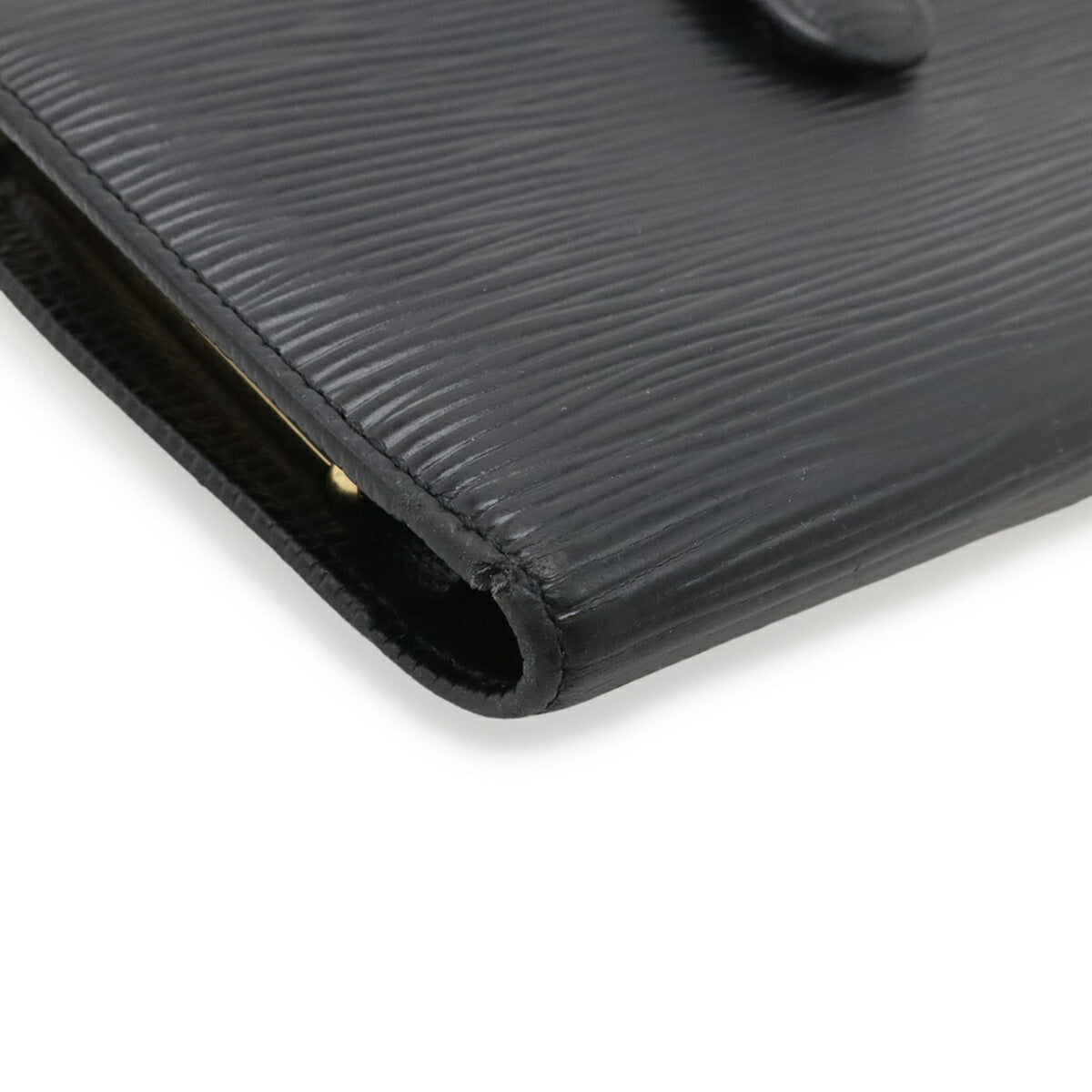 Louis Vuitton Black Noir Epi Leather Long Wallet (Bi-Fold) (Pre-Owned)