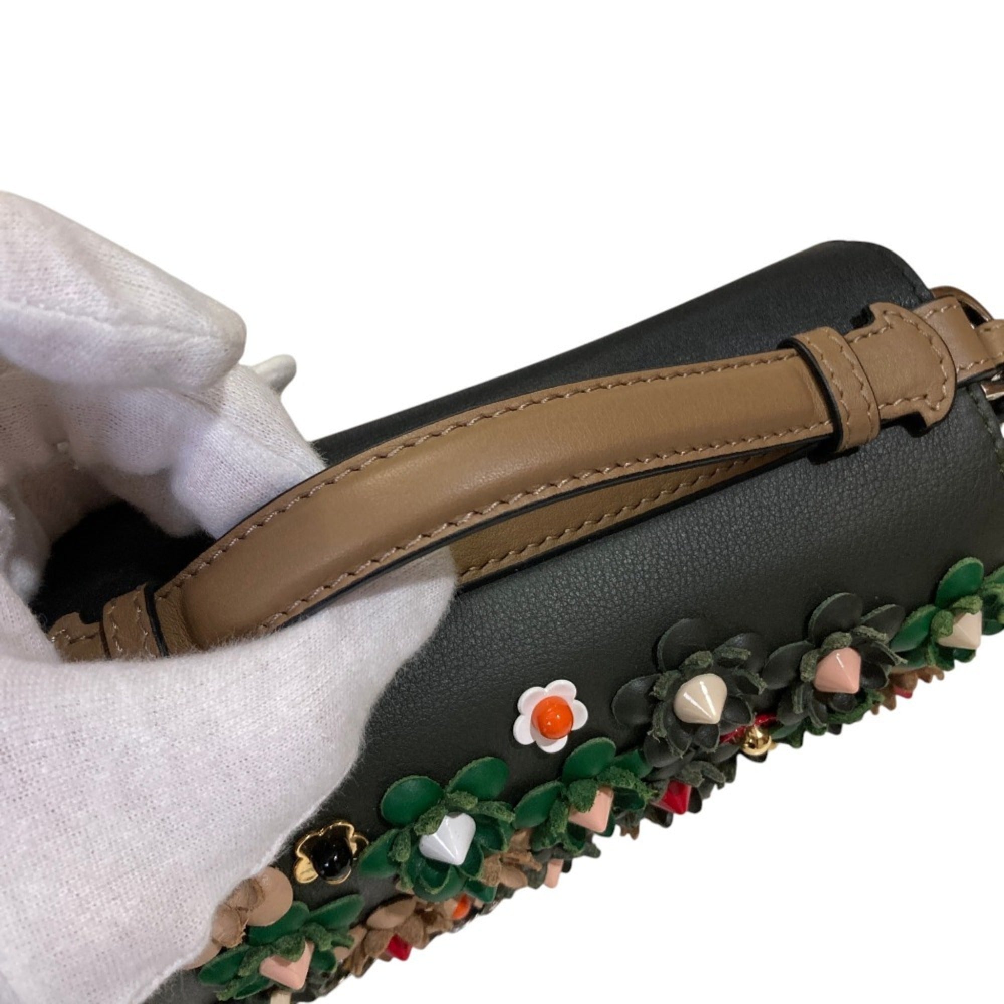 Fendi Khaki Shoulder Bag (Pre-Owned)