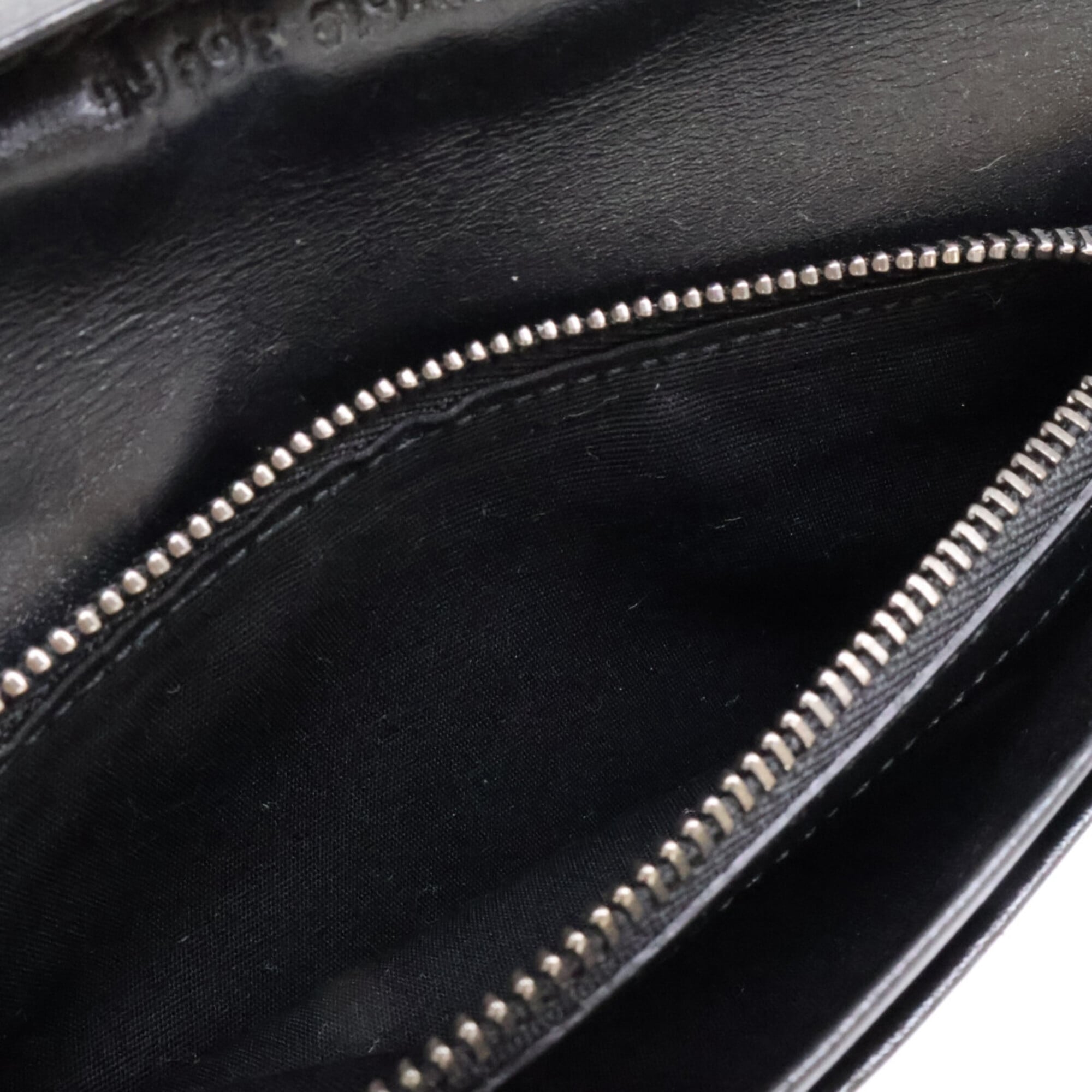 Bvlgari Black Leather Long Wallet (Bi-Fold) (Pre-Owned)