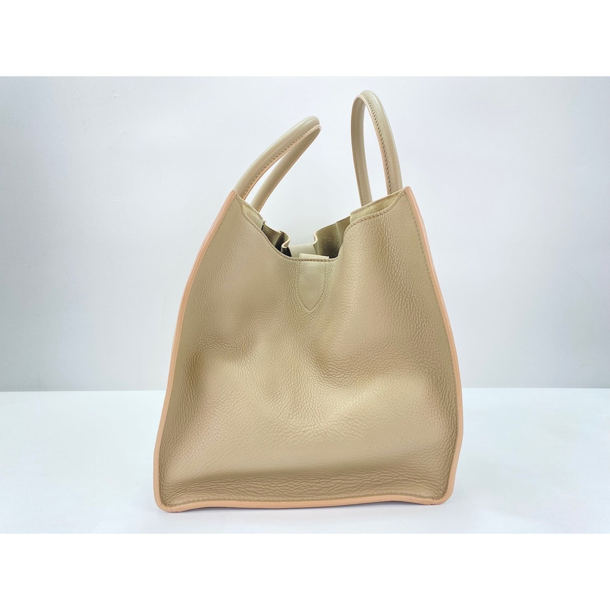 Celine Beige Handbag (Pre-Owned)