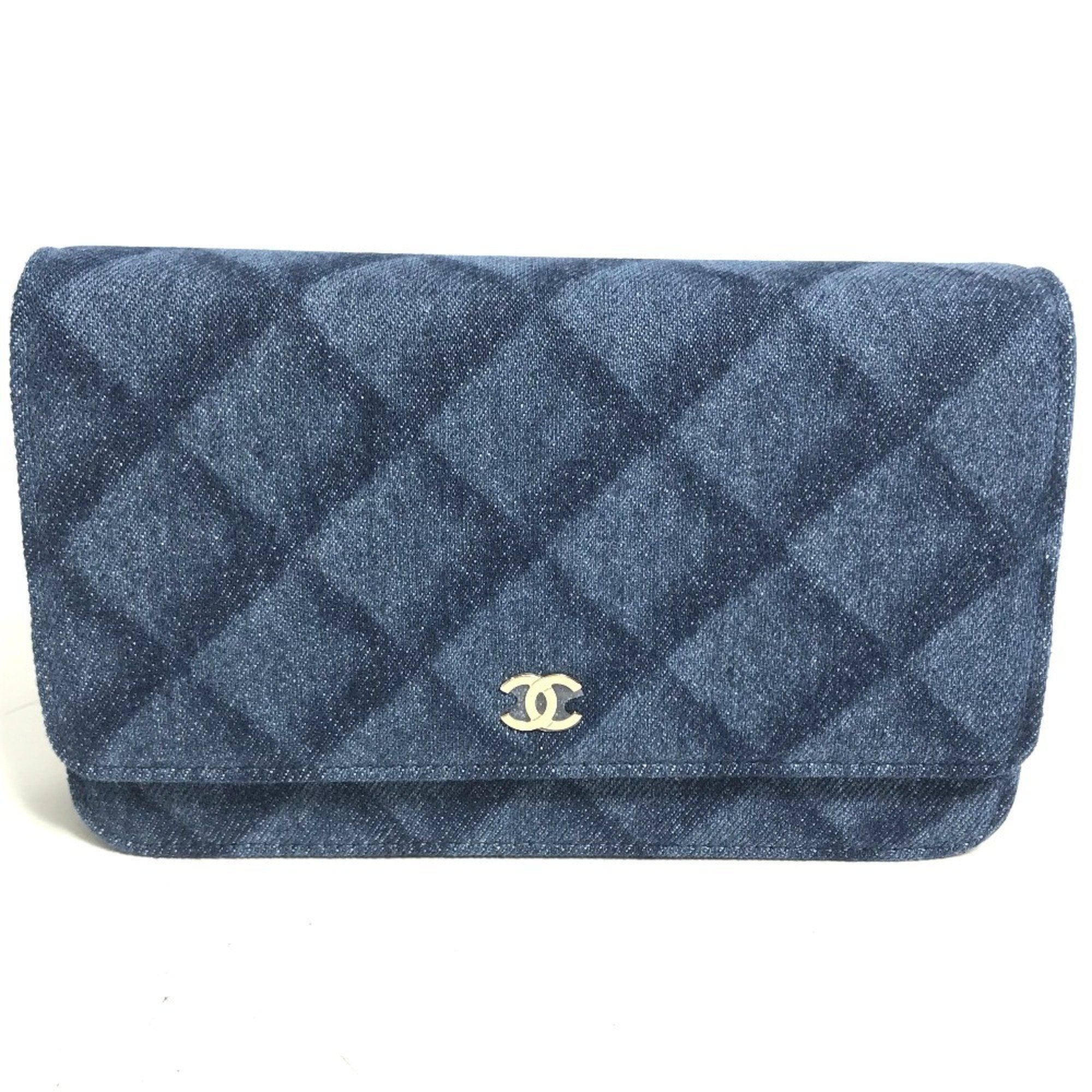 Chanel Blue Denim Shoulder Bag (Pre-Owned)