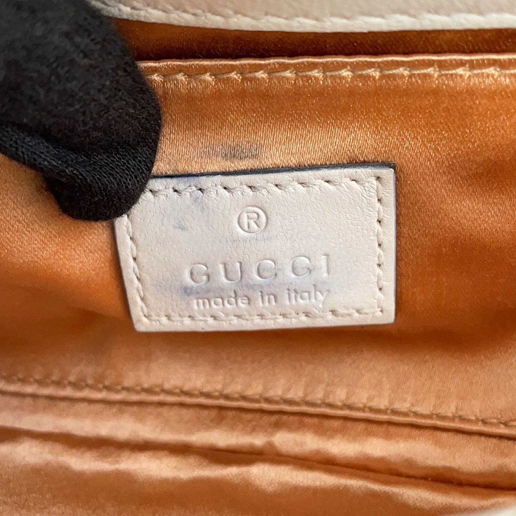 Gucci Horsebit White Leather Handbag (Pre-Owned)