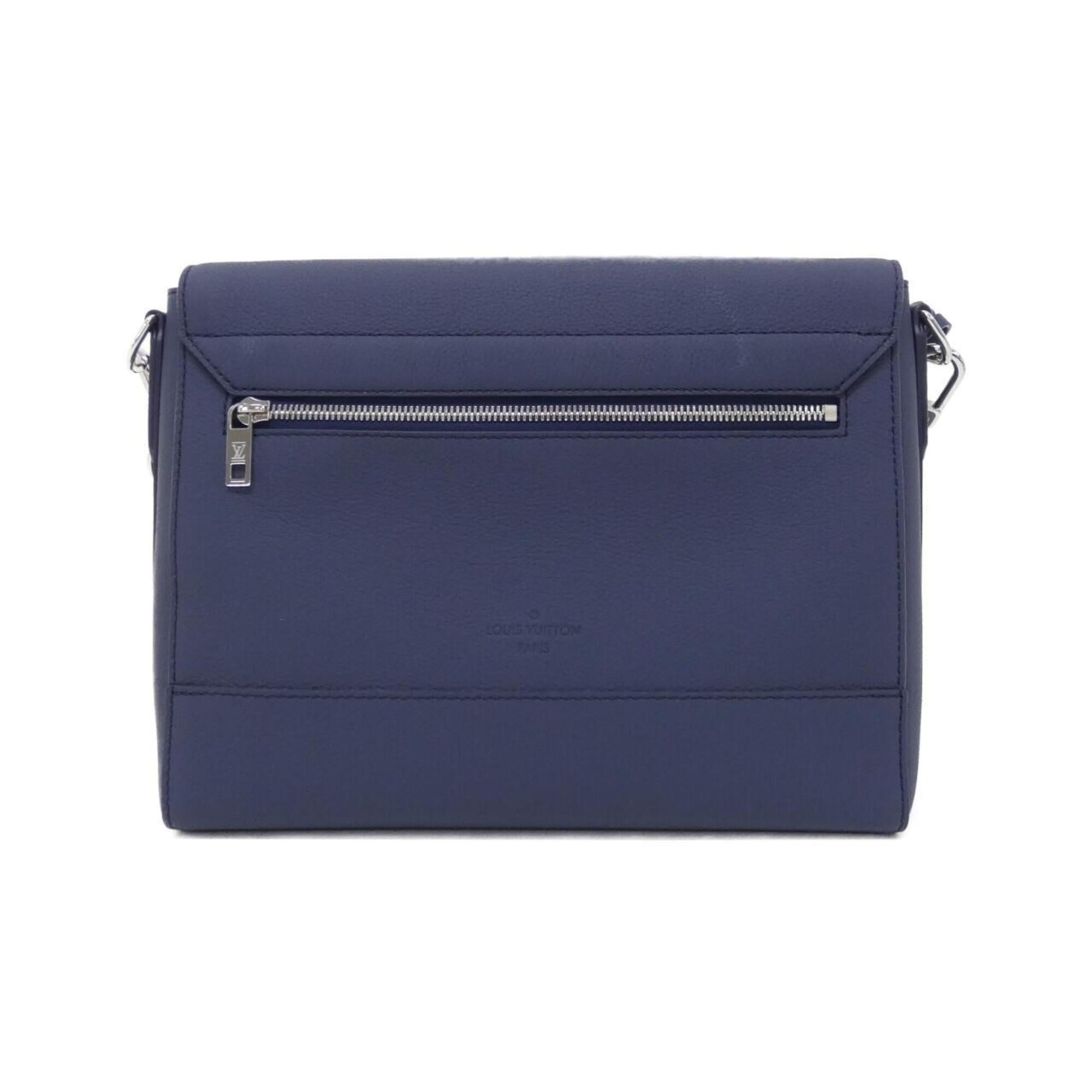 Louis Vuitton Blue Leather Shoulder Bag (Pre-Owned)