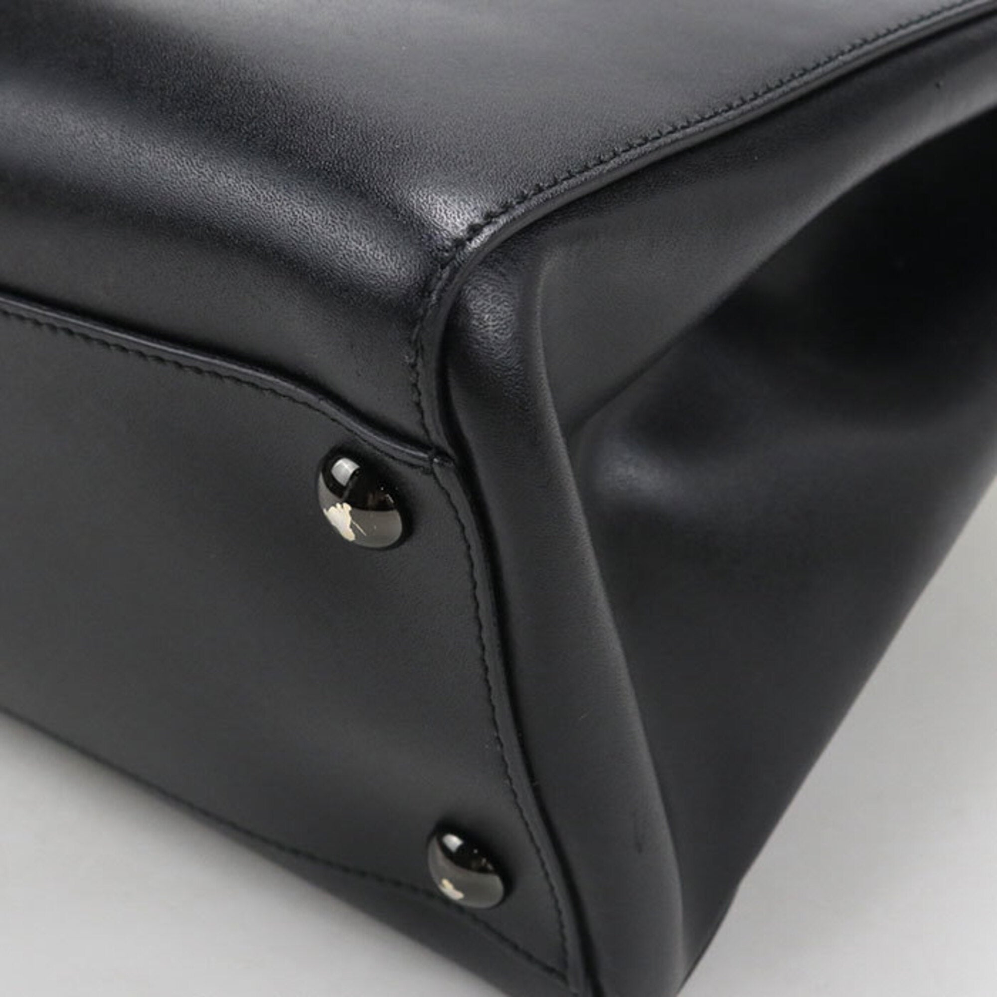Salvatore Ferragamo Black Leather Tote Bag (Pre-Owned)