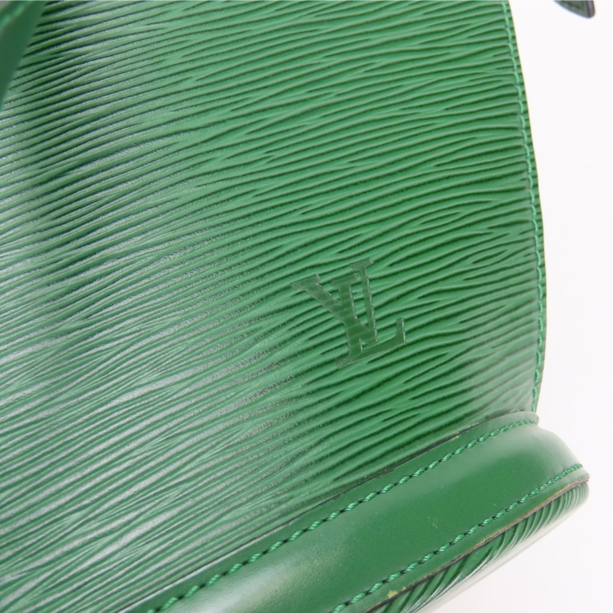 Louis Vuitton Borneo Green Epi Leather Tote Bag (Pre-Owned)
