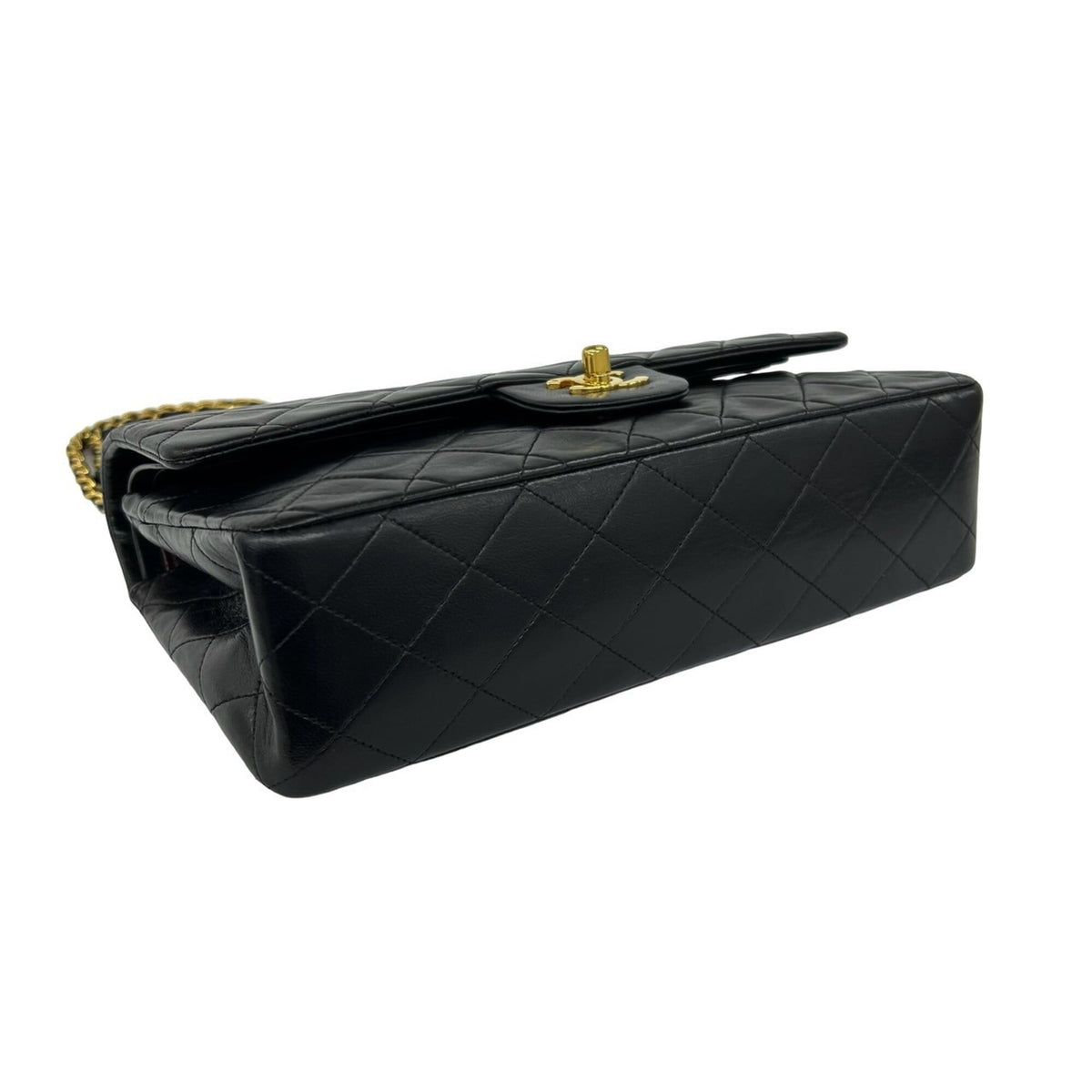 Chanel Black Leather Shoulder Bag (Pre-Owned)