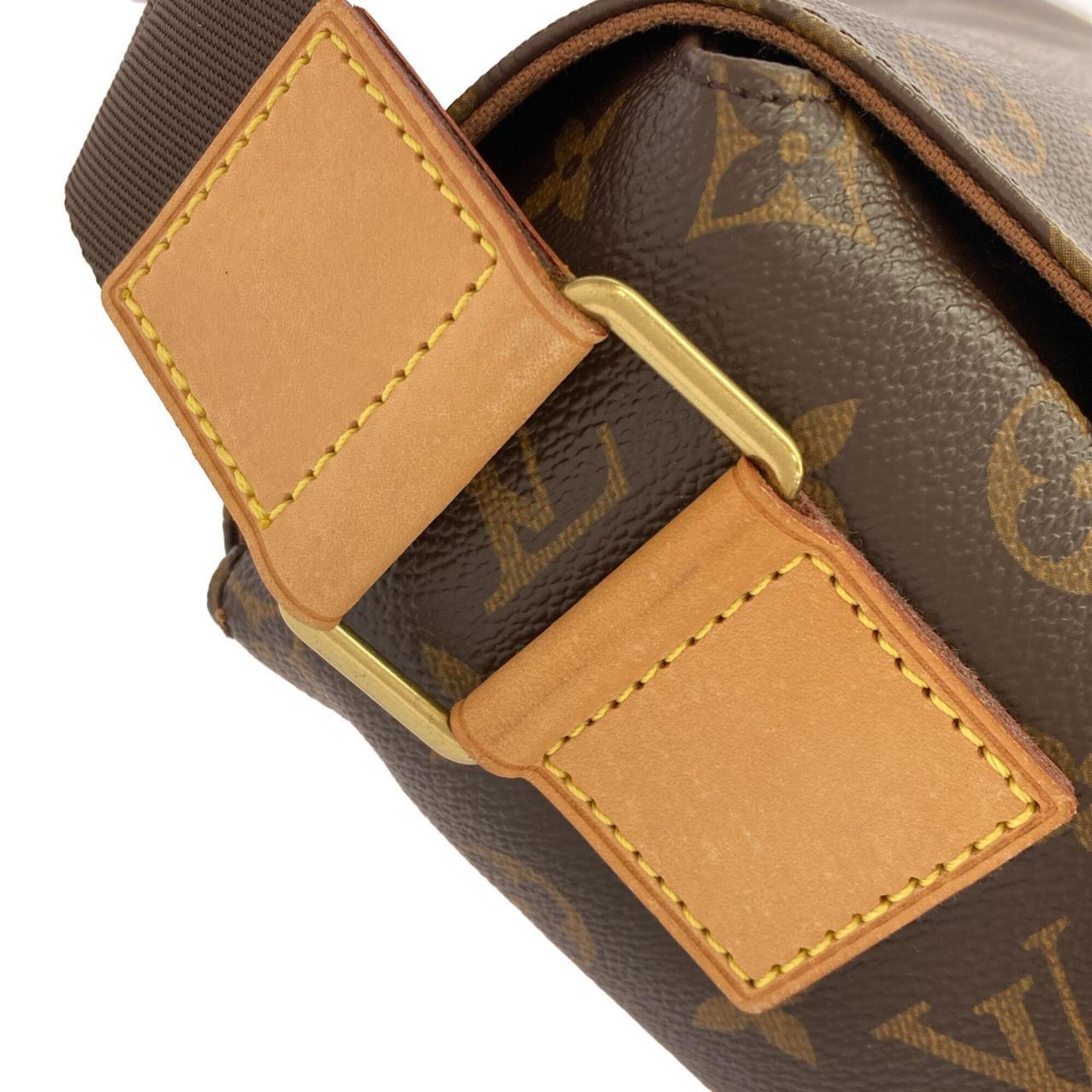 Louis Vuitton Marron Coated Canvas Shoulder Bag (Pre-Owned)