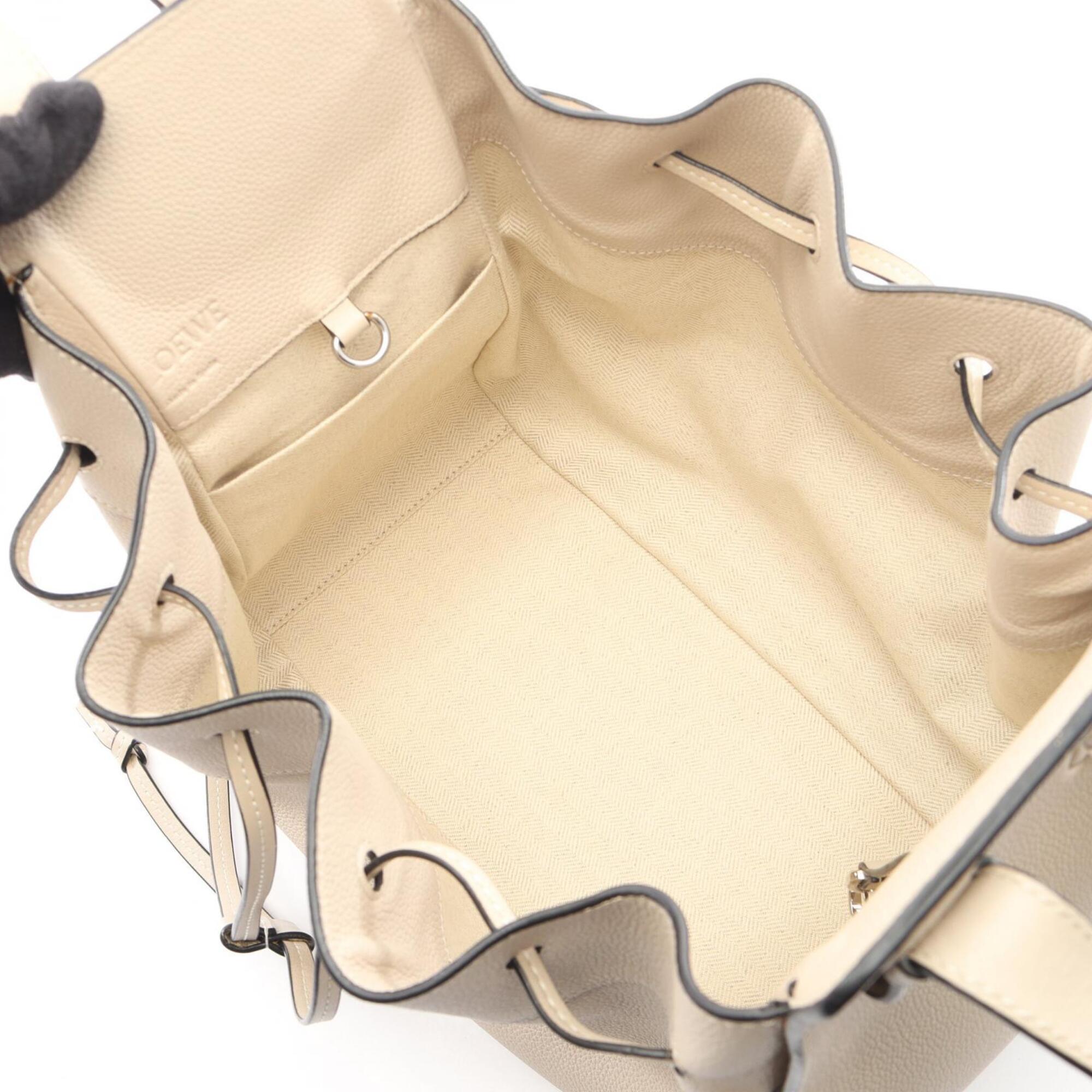 Loewe Beige Leather Handbag Shoulder Bag (Pre-Owned)