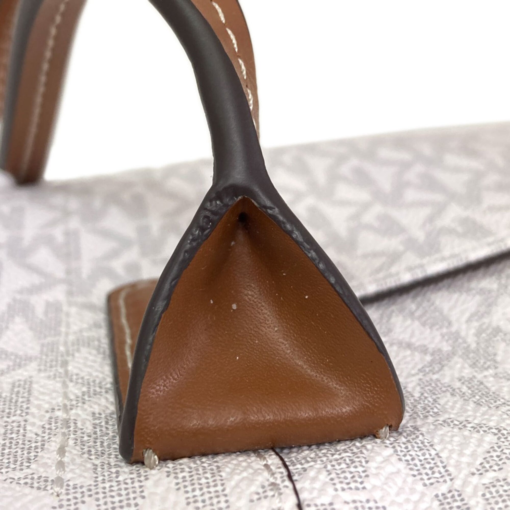Michael Kors White Pvc Tote Bag (Pre-Owned)