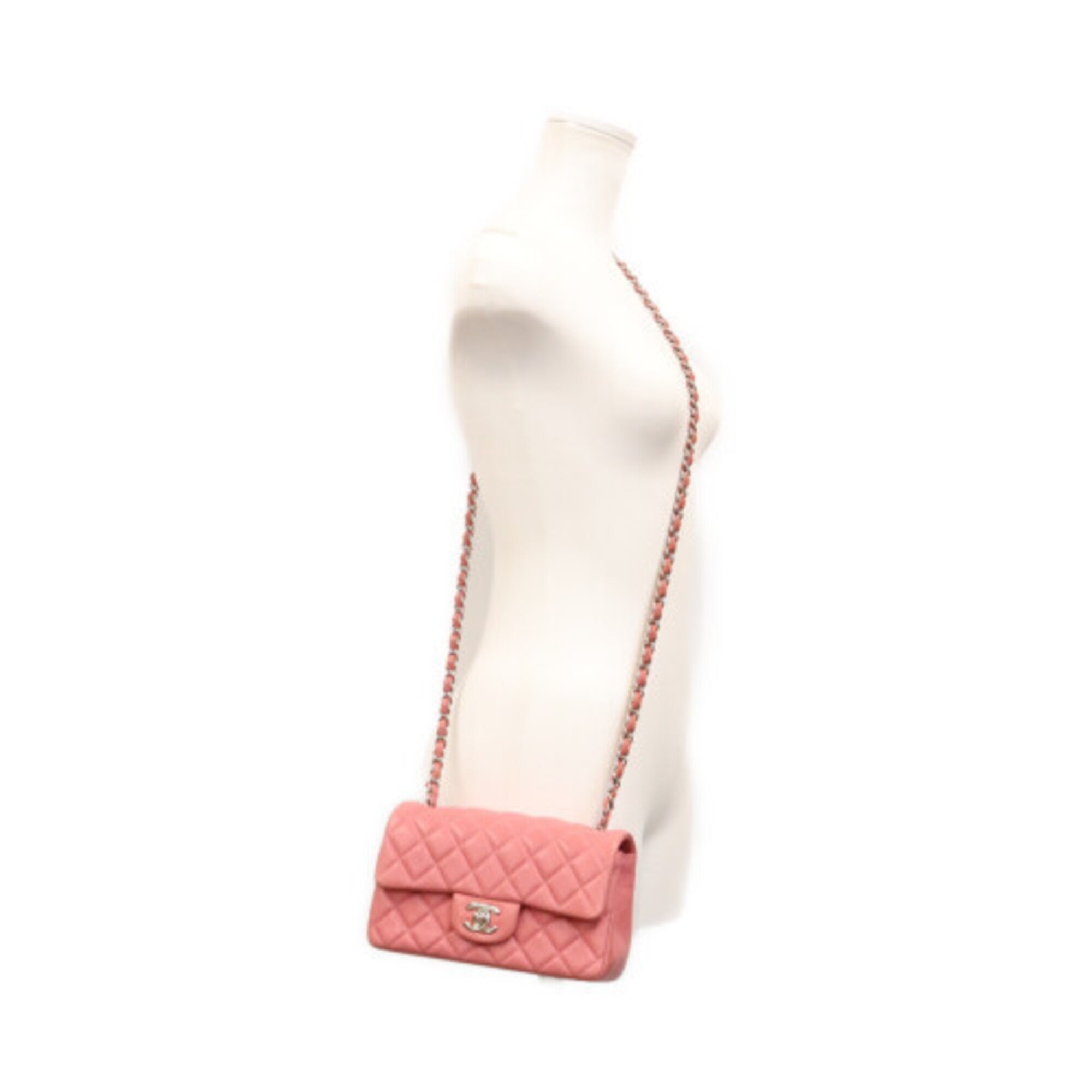 Chanel Pink Leather Shoulder Bag (Pre-Owned)