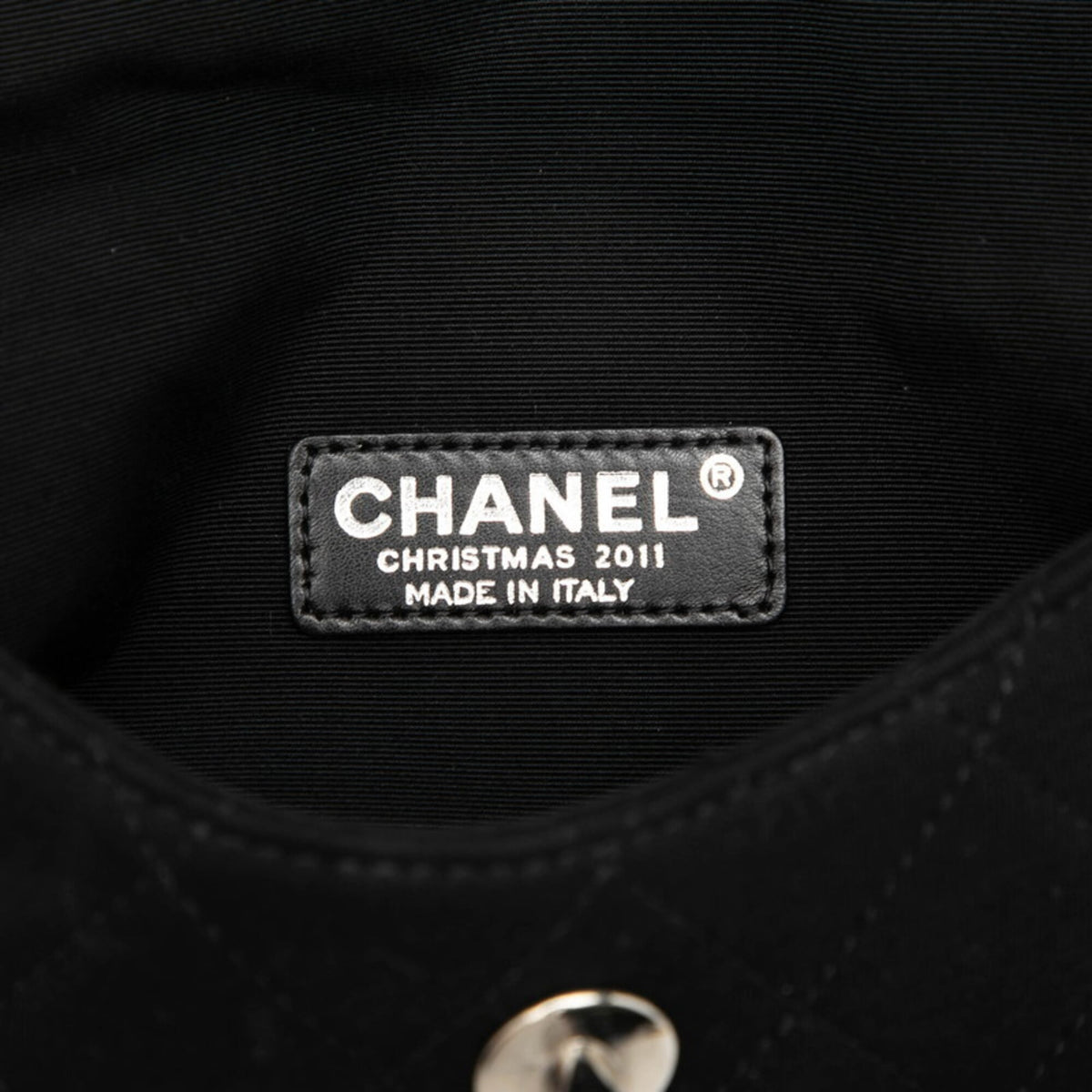 Chanel Black Cotton Canvas Leather Shoulder Bag (Pre-Owned)