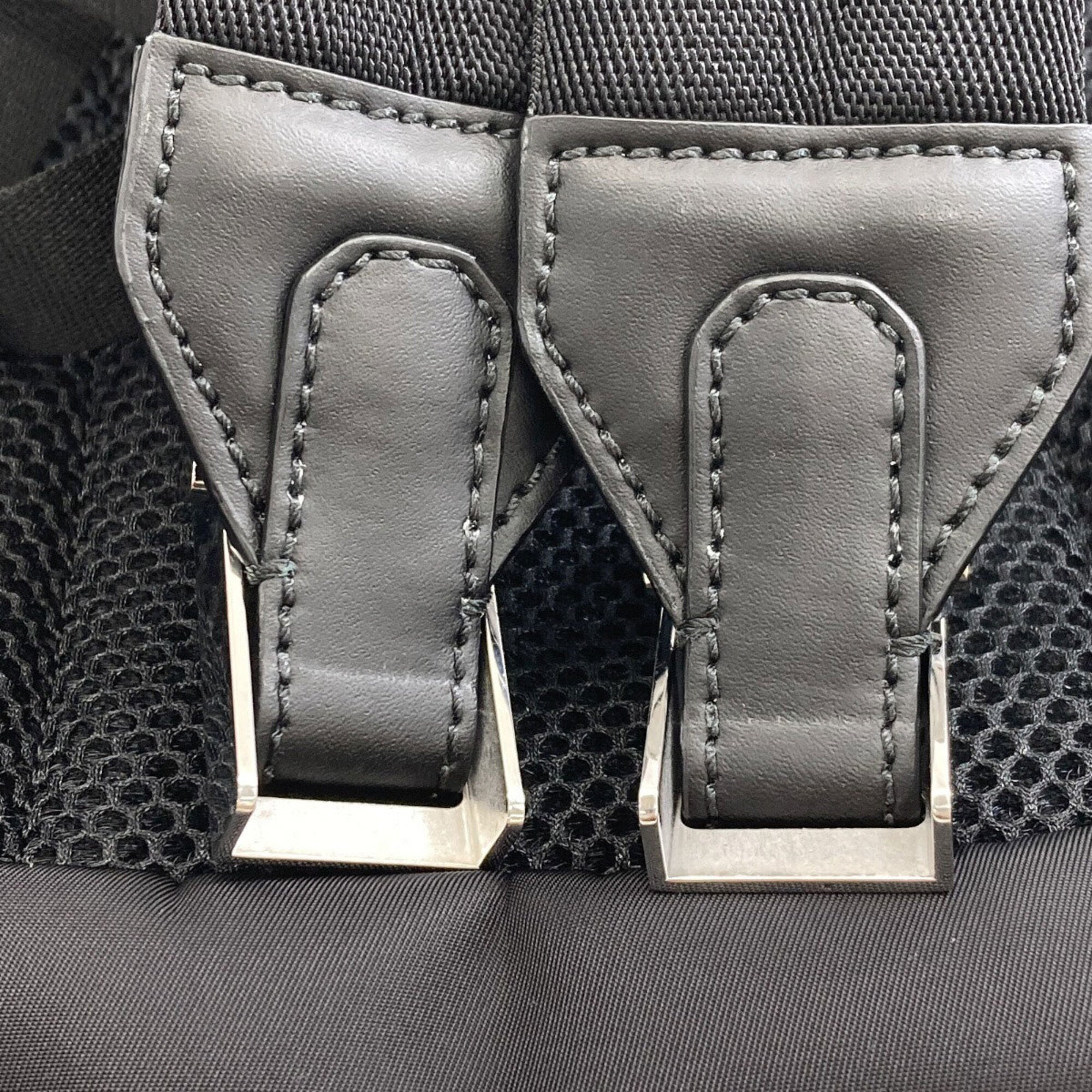 Fendi Black Leather Backpack (Pre-Owned)