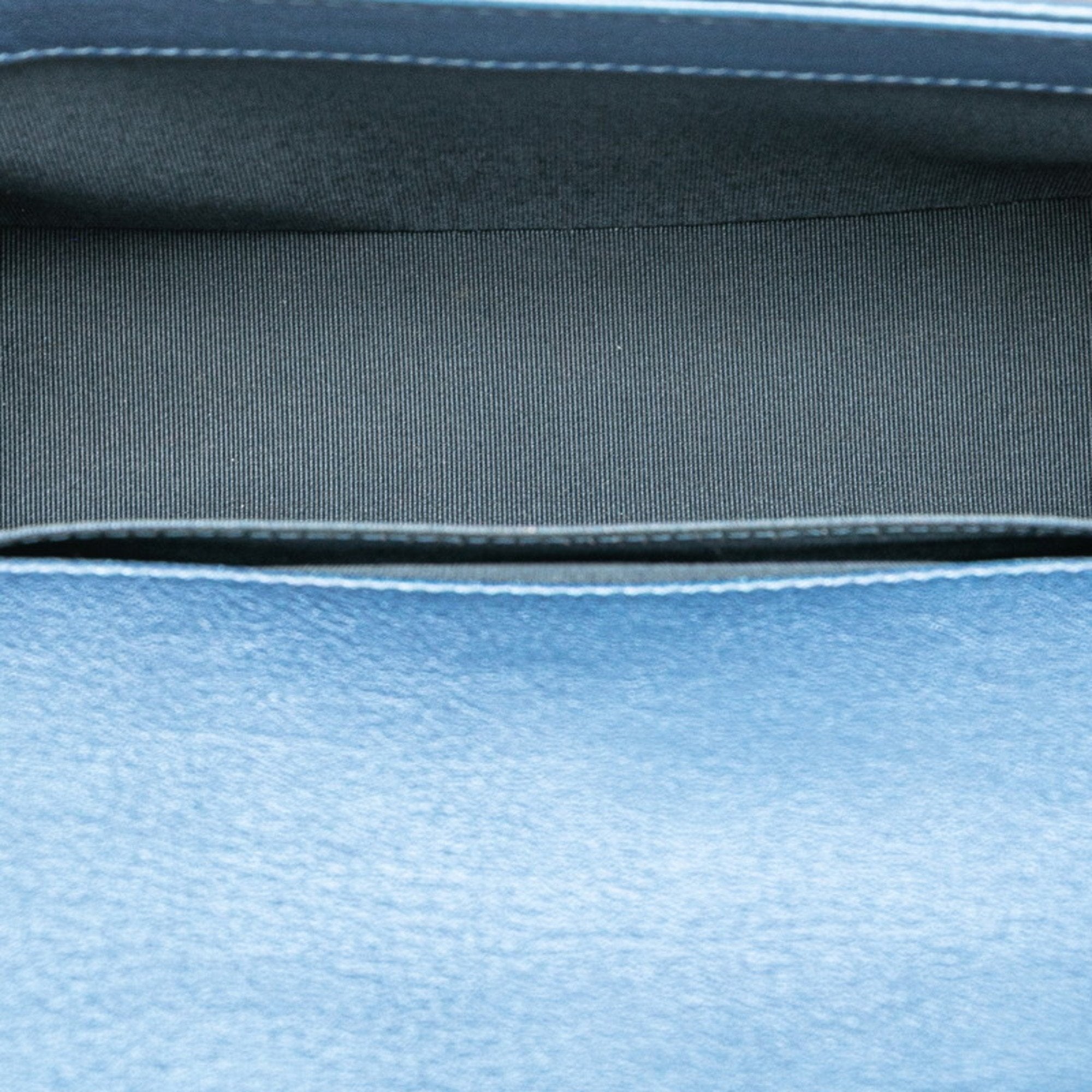 Chanel Matelasse Blue Shoulder Bag (Pre-Owned)