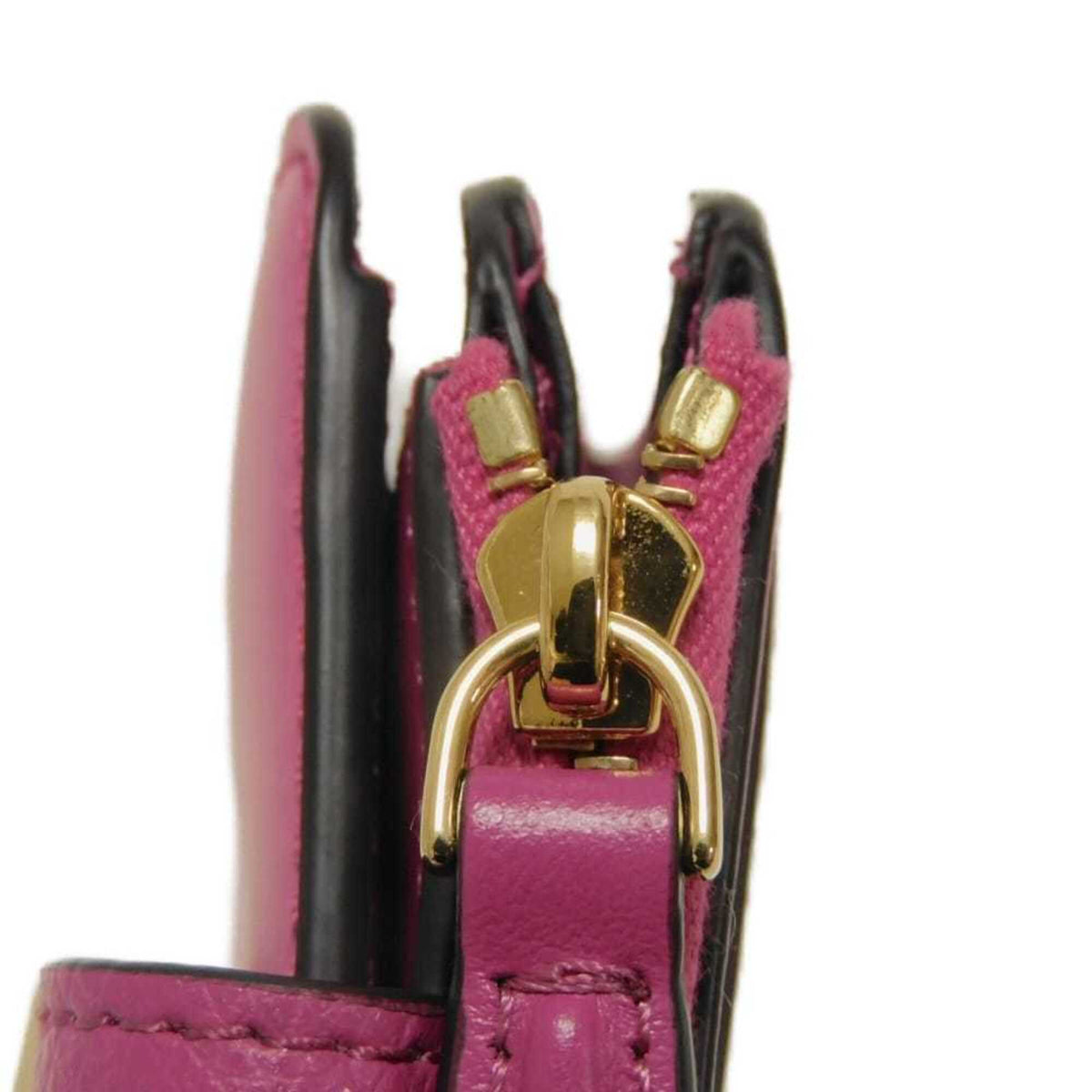 Fendi Pink Wallet (Bi-Fold) (Pre-Owned)