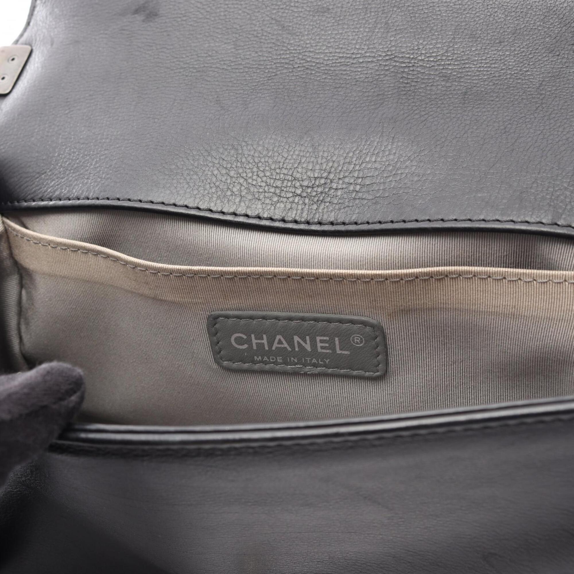 Chanel Black Leather Handbag Shoulder Bag (Pre-Owned)