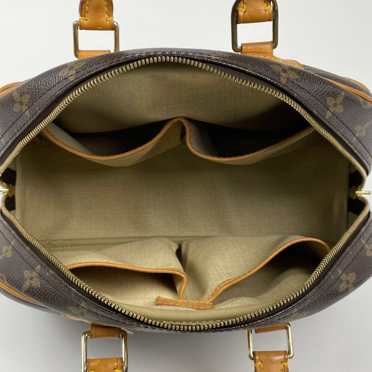 Louis Vuitton Monogram Brown Monogram Boston Bag Handbag (Pre-Owned)