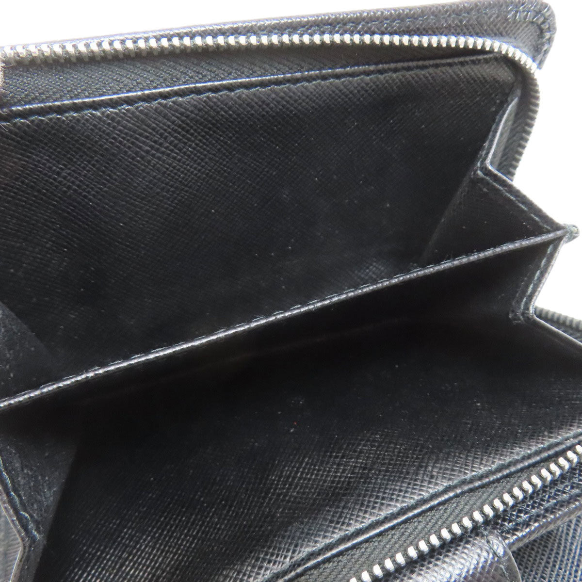 Prada Saffiano Black Leather Wallet (Bi-Fold) (Pre-Owned)