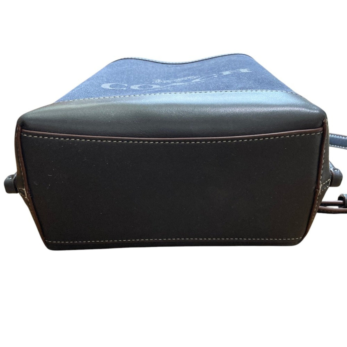 Coach Dark Blue Shoulder Bag (Pre-Owned)