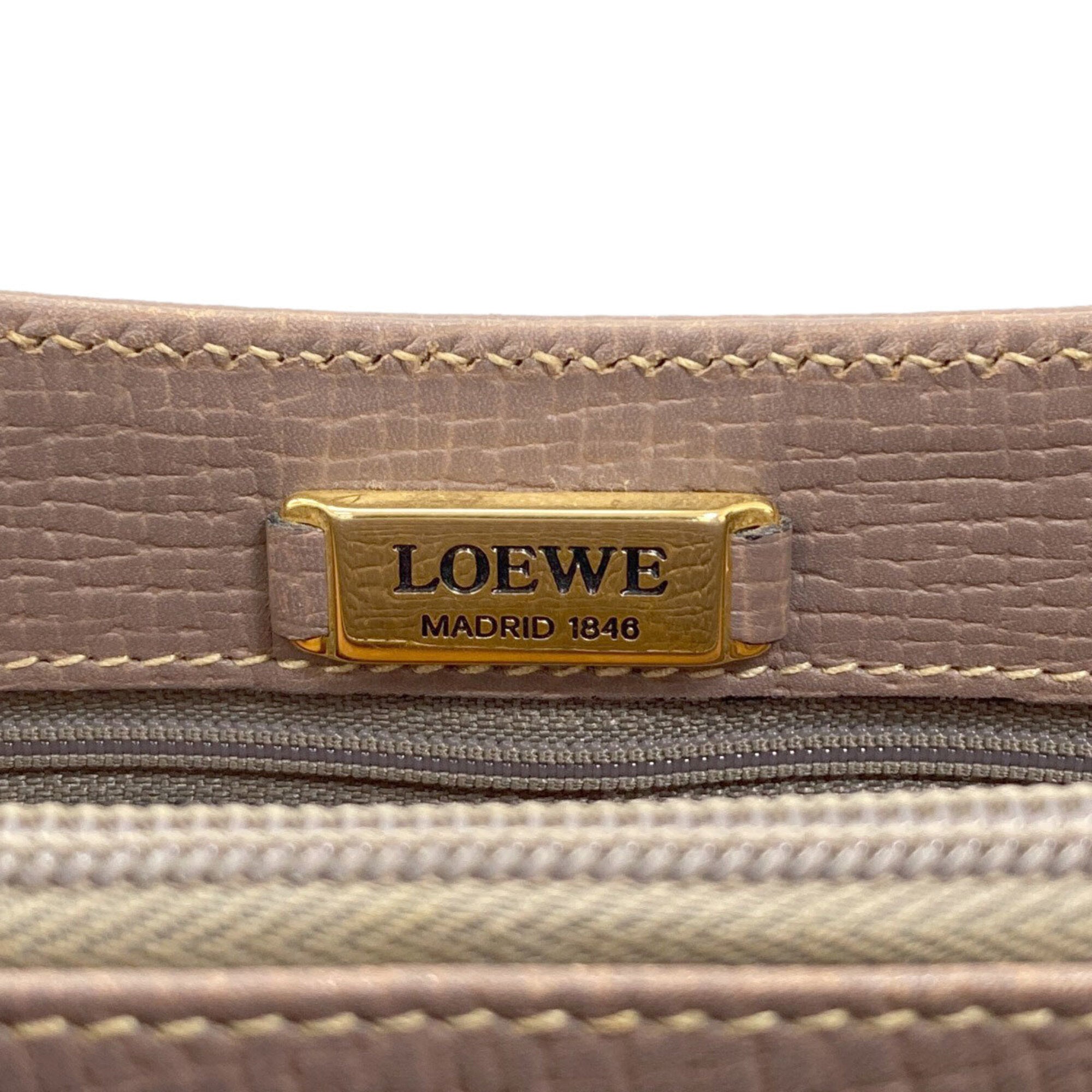 Loewe Brown Leather Shoulder Bag (Pre-Owned)