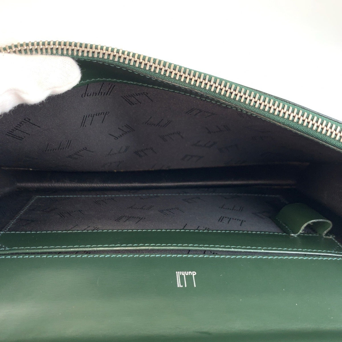 Dunhill Green Leather Clutch Bag (Pre-Owned)