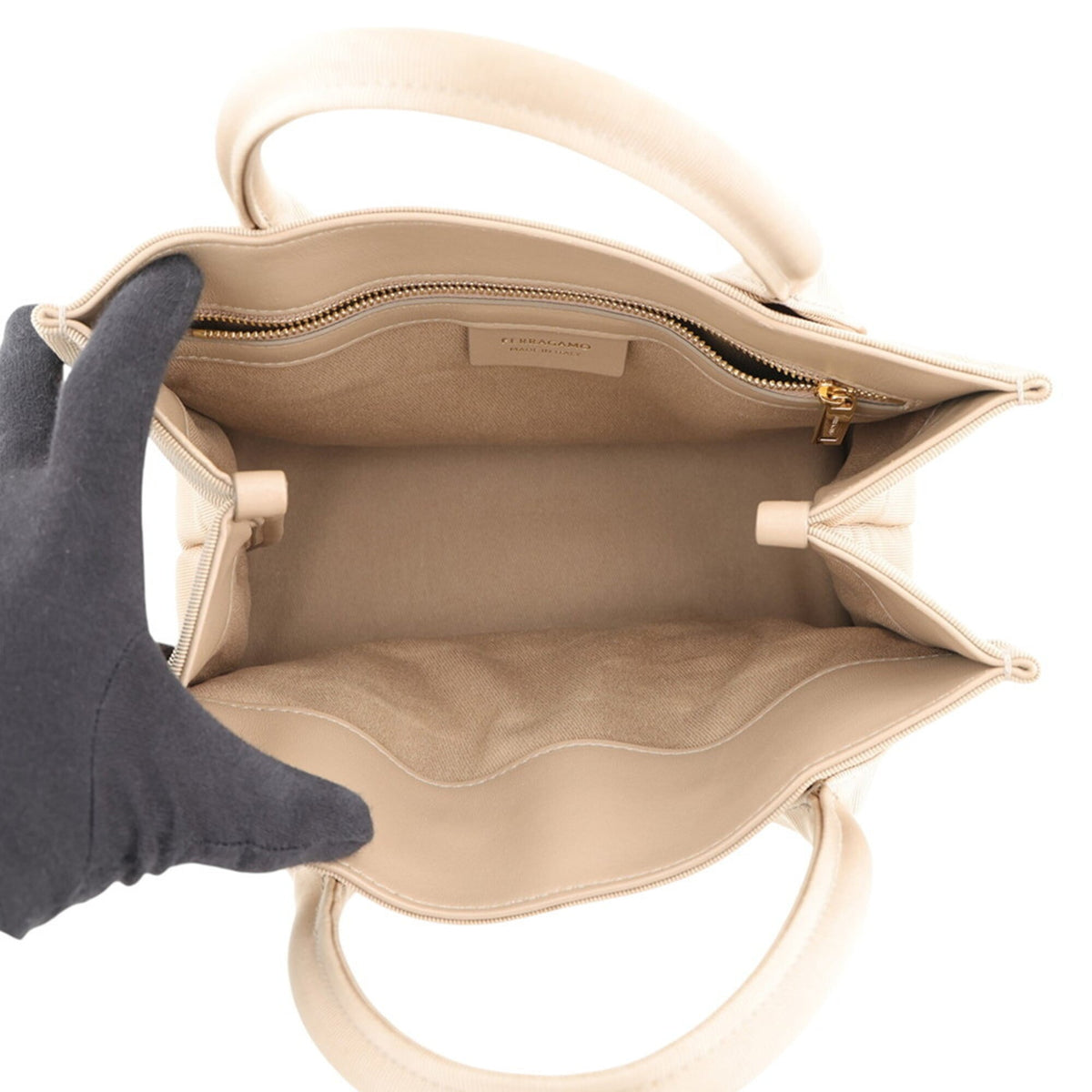 Salvatore Ferragamo Beige Fabric Handbag Tote Bag (Pre-Owned)