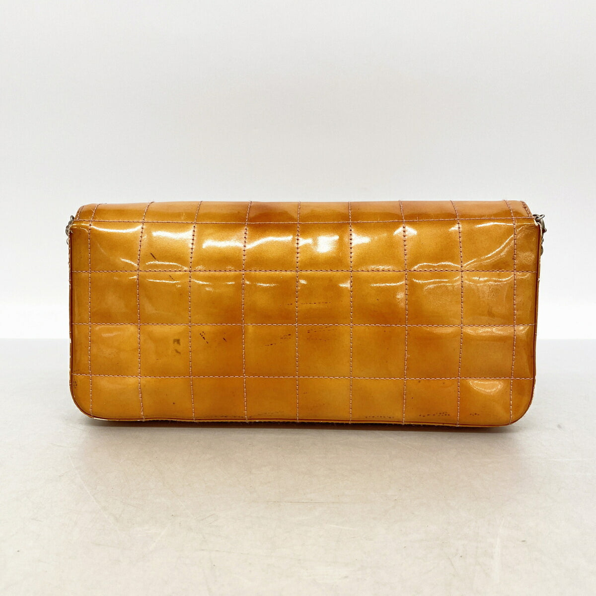 Chanel Orange Patent Leather Shoulder Bag (Pre-Owned)