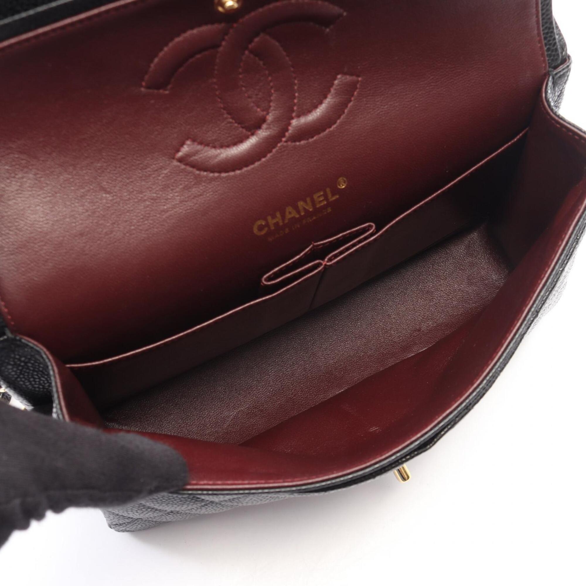 Chanel Black Grained Calfskin Handbag Shoulder Bag (Pre-Owned)