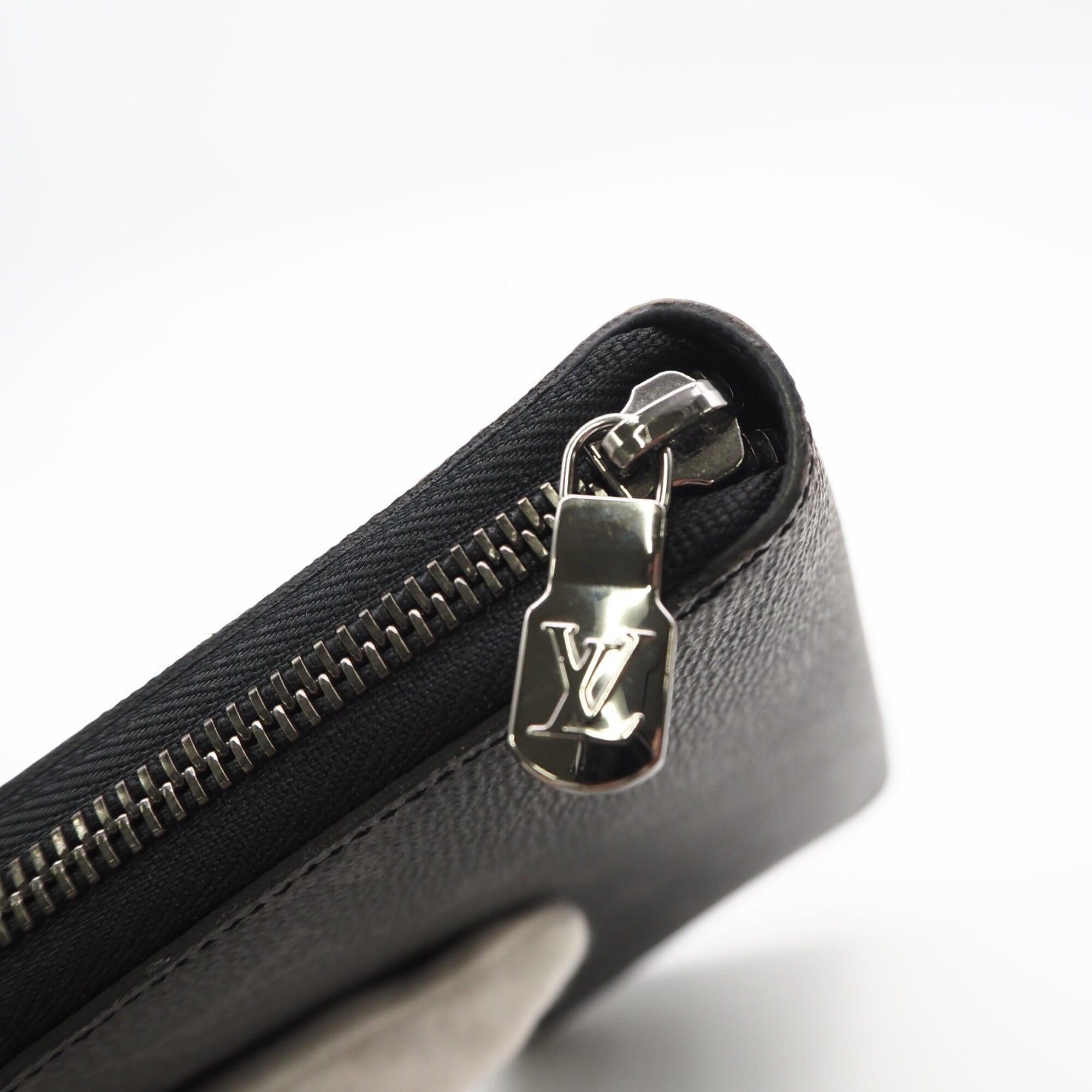 Louis Vuitton Black Gray Coated Canvas Leather Long Wallet (Bi-Fold) (Pre-Owned)