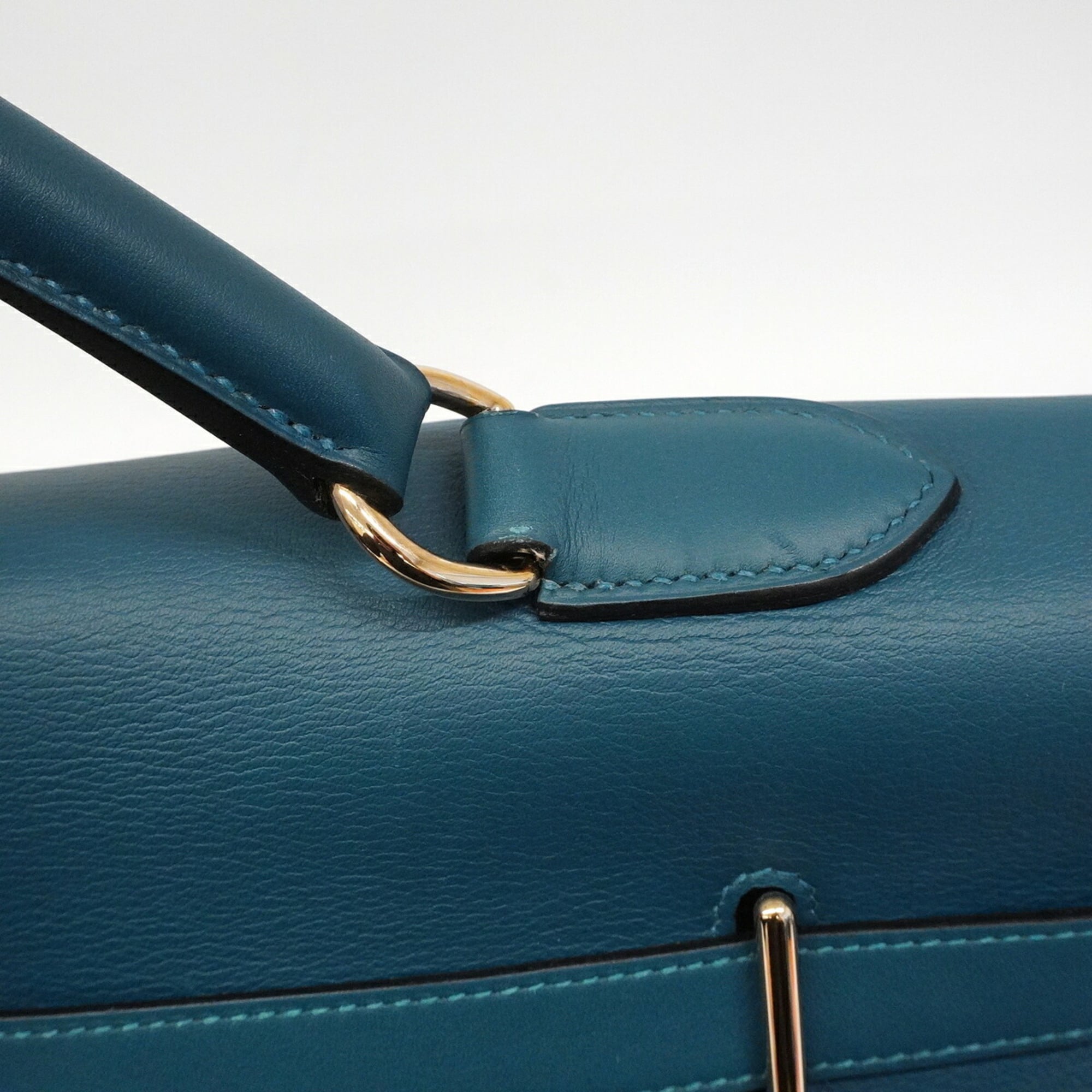 Hermes Blue Handbag (Pre-Owned)