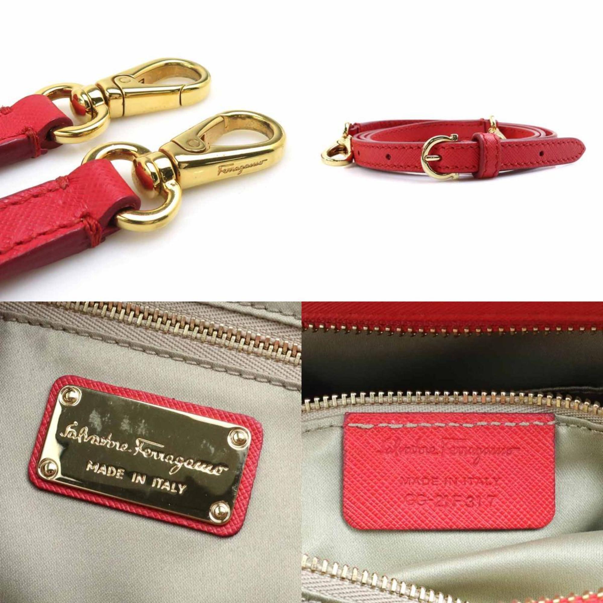 Salvatore Ferragamo Red Color Leather Handbag Shoulder Bag (Pre-Owned)
