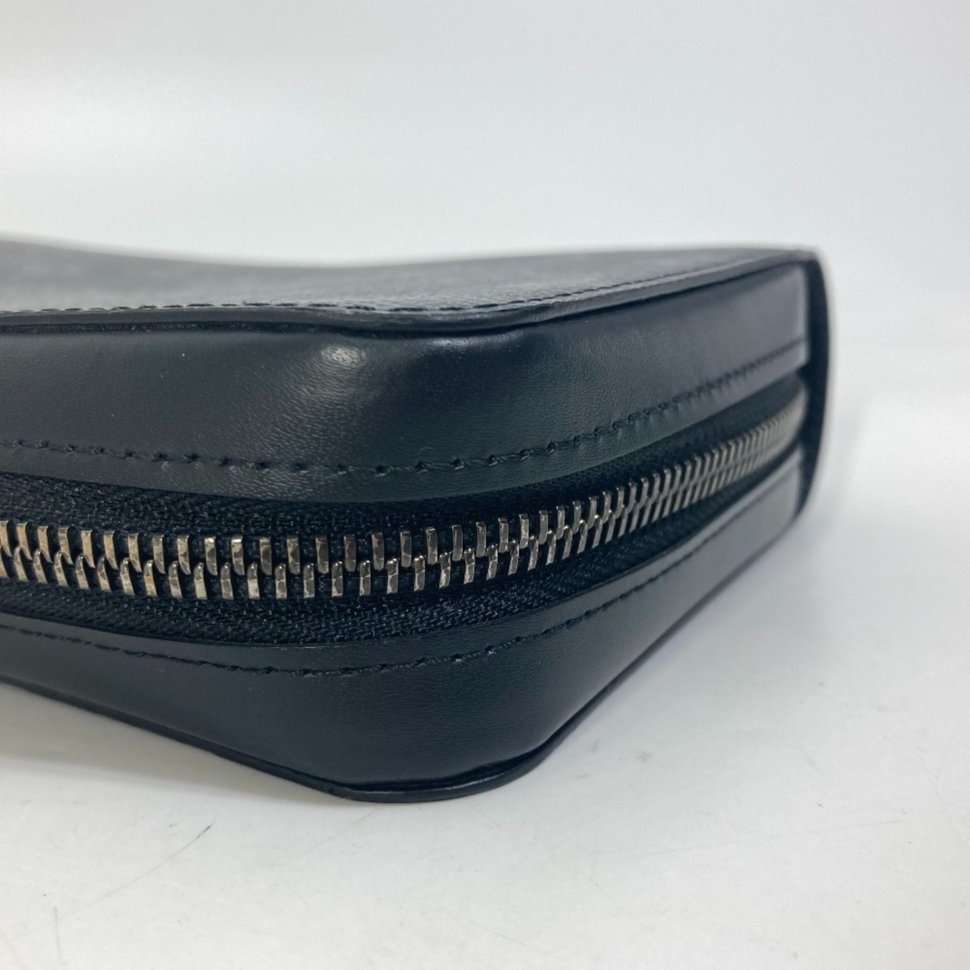 Louis Vuitton Black Monogram Eclipse Canvas Long Wallet (Bi-Fold) (Pre-Owned)