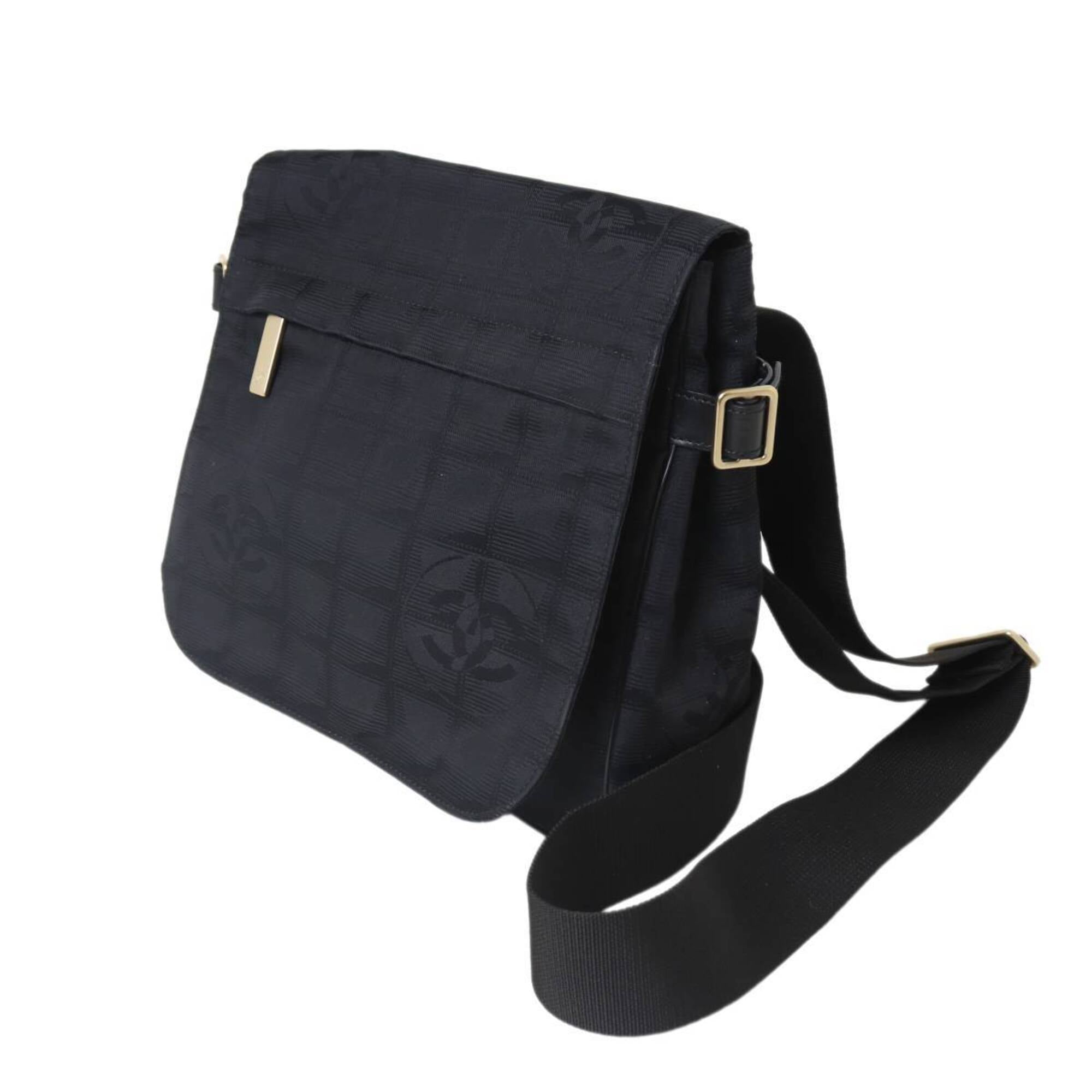 Chanel New Travel Line Black Shoulder Bag (Pre-Owned)