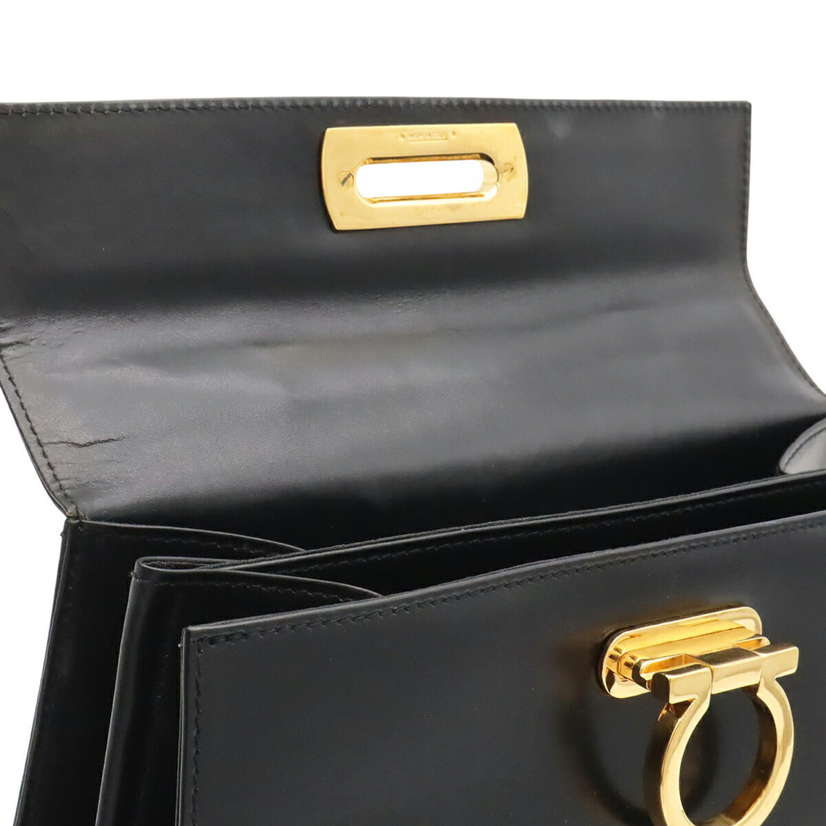 Salvatore Ferragamo Black Leather Handbag Shoulder Bag (Pre-Owned)